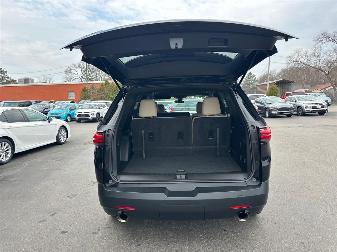 Chevrolet Traverse FWD 4dr LS w/1LS 2023