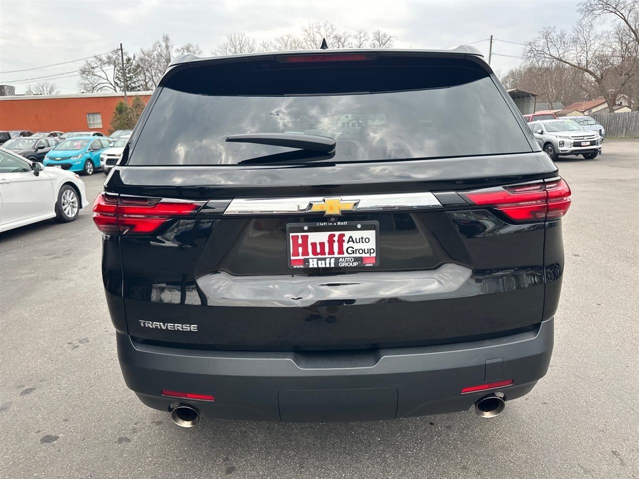 Chevrolet Traverse FWD 4dr LS w/1LS 2023