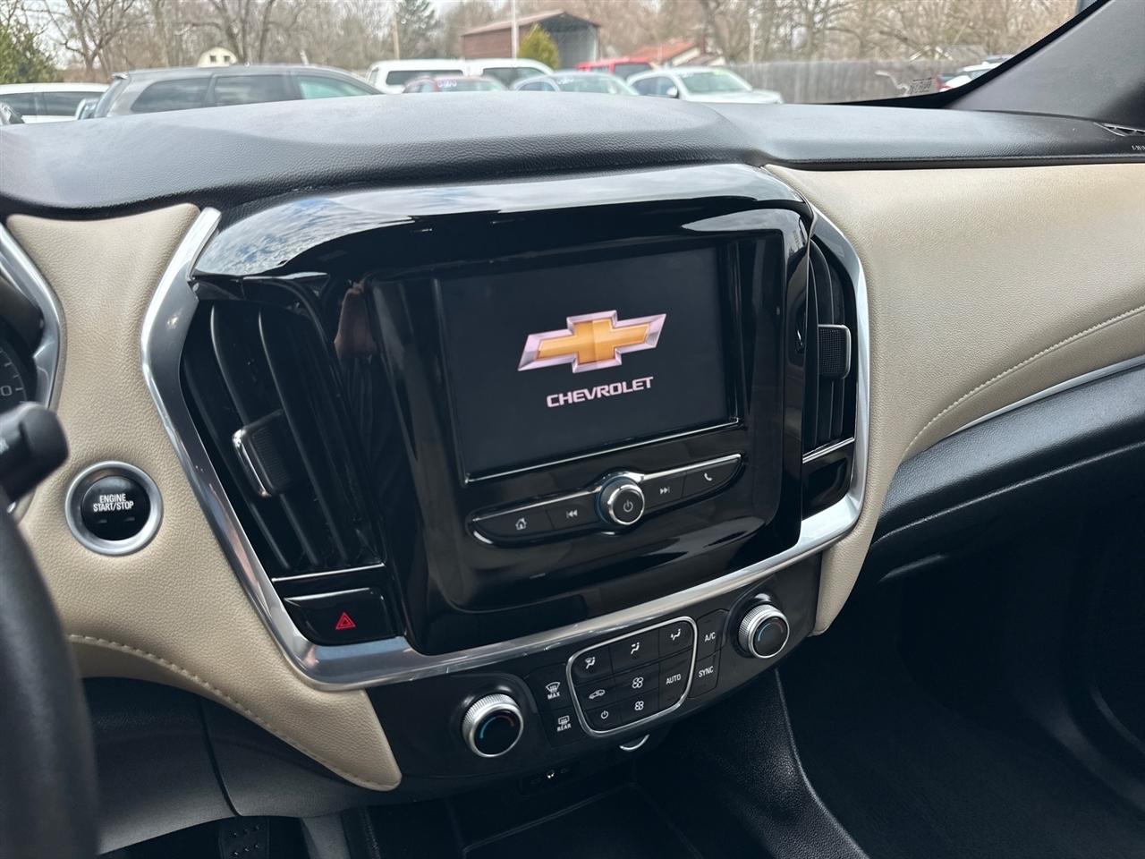 Chevrolet Traverse FWD 4dr LS w/1LS 2023