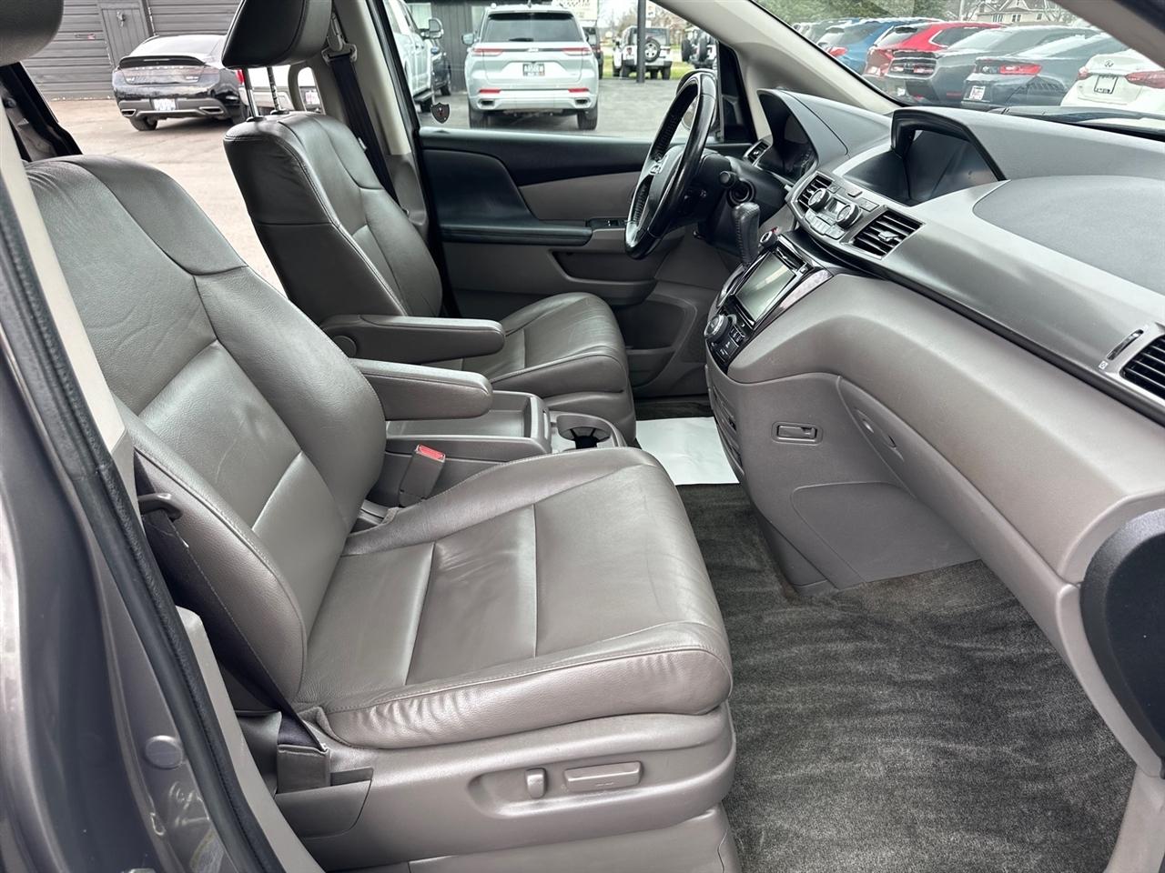 Honda Odyssey 5dr Touring 2016