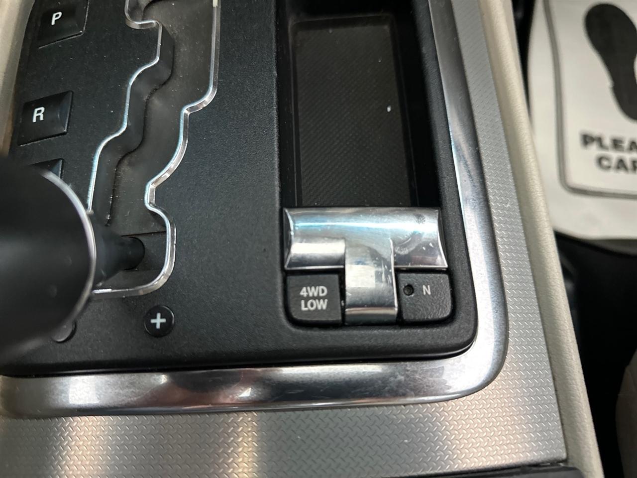 Jeep Commander 4dr Limited 4WD 2006