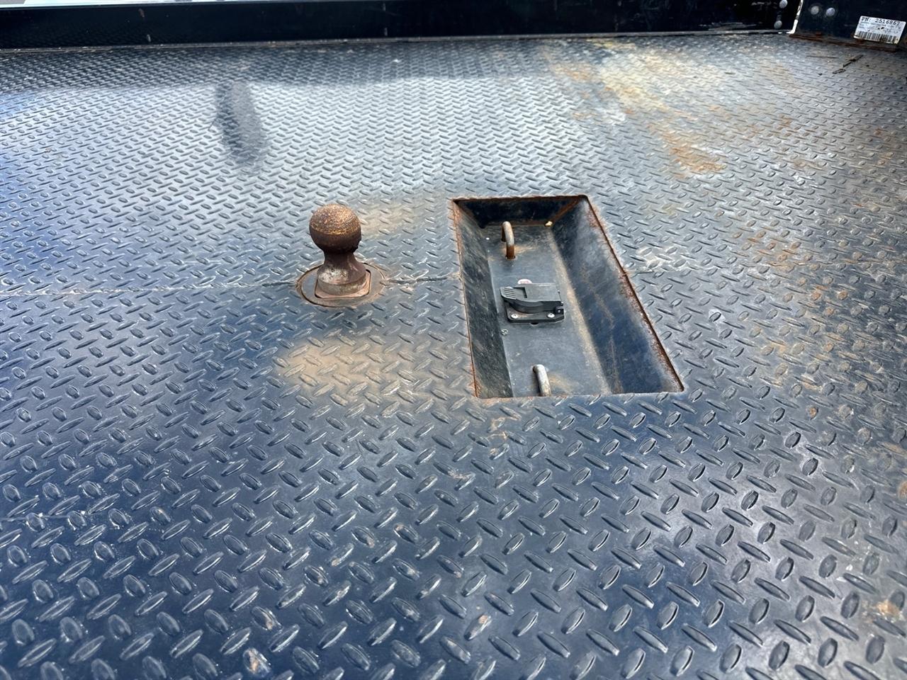 Chevrolet Silverado 3500HD CC 4WD Crew Cab 177" WB, 60" CA LT 2024