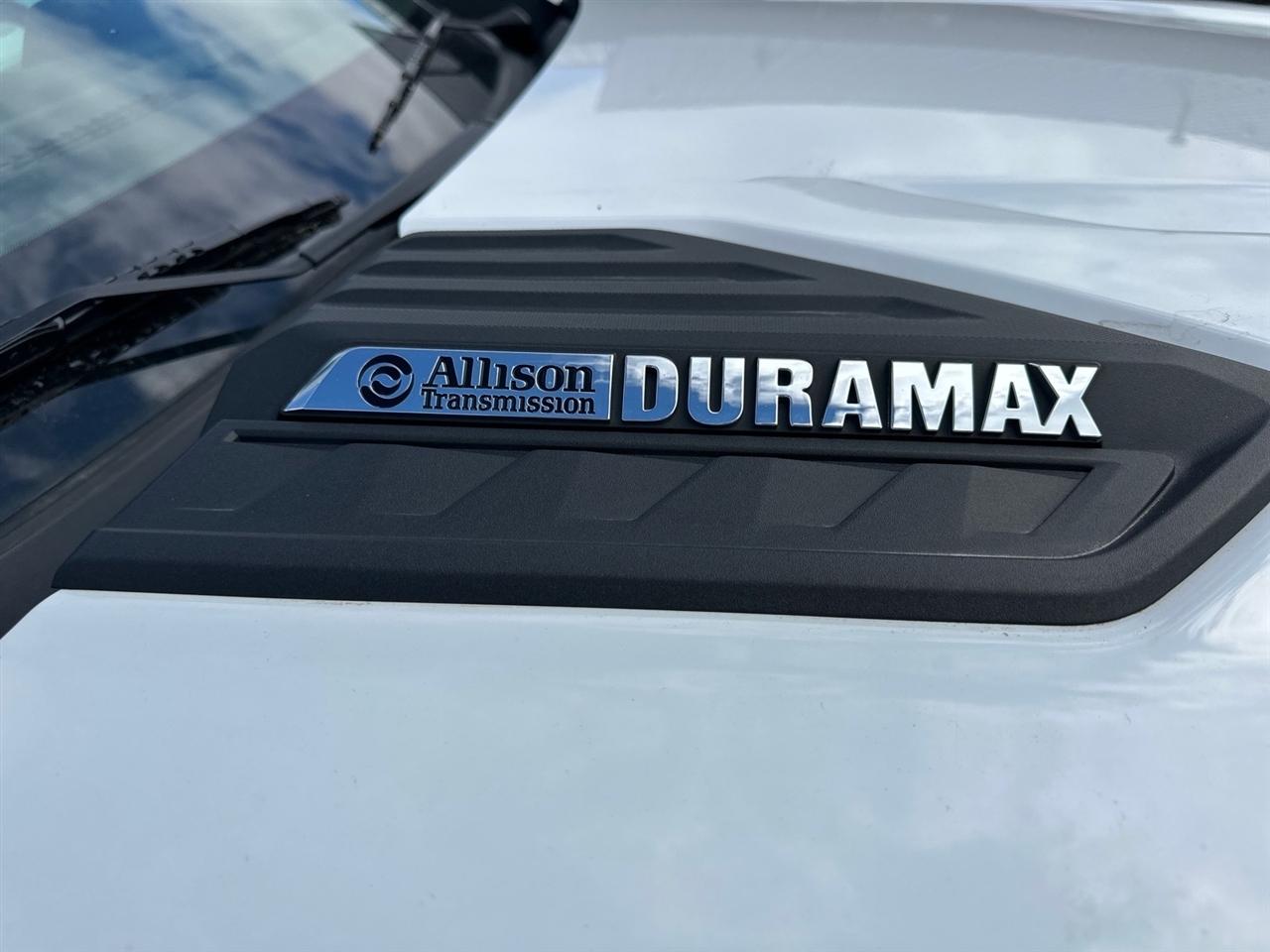 Chevrolet Silverado 3500HD CC 4WD Crew Cab 177" WB, 60" CA LT 2024