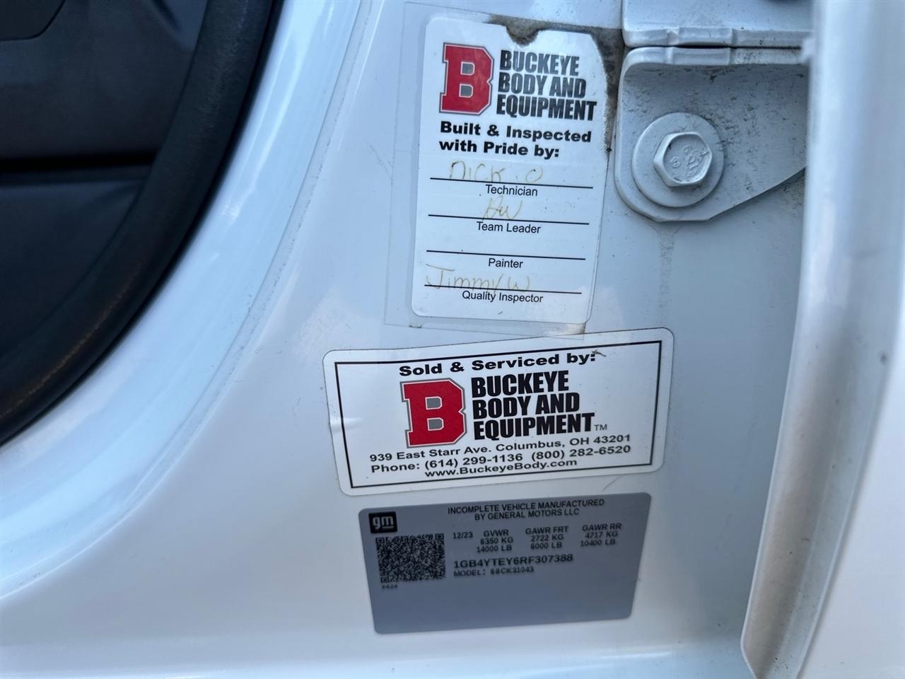 Chevrolet Silverado 3500HD CC 4WD Crew Cab 177" WB, 60" CA LT 2024