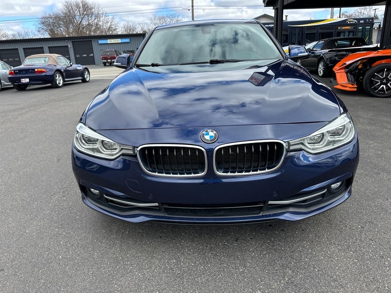 BMW 3 Series 4dr Sdn 328i RWD SULEV 2016