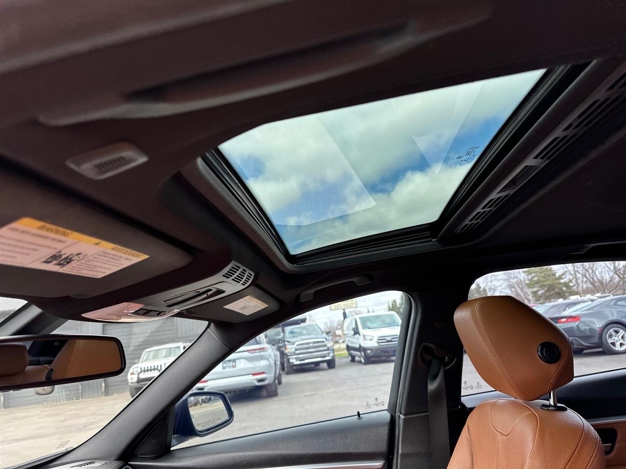 BMW 3 Series 4dr Sdn 328i RWD SULEV 2016