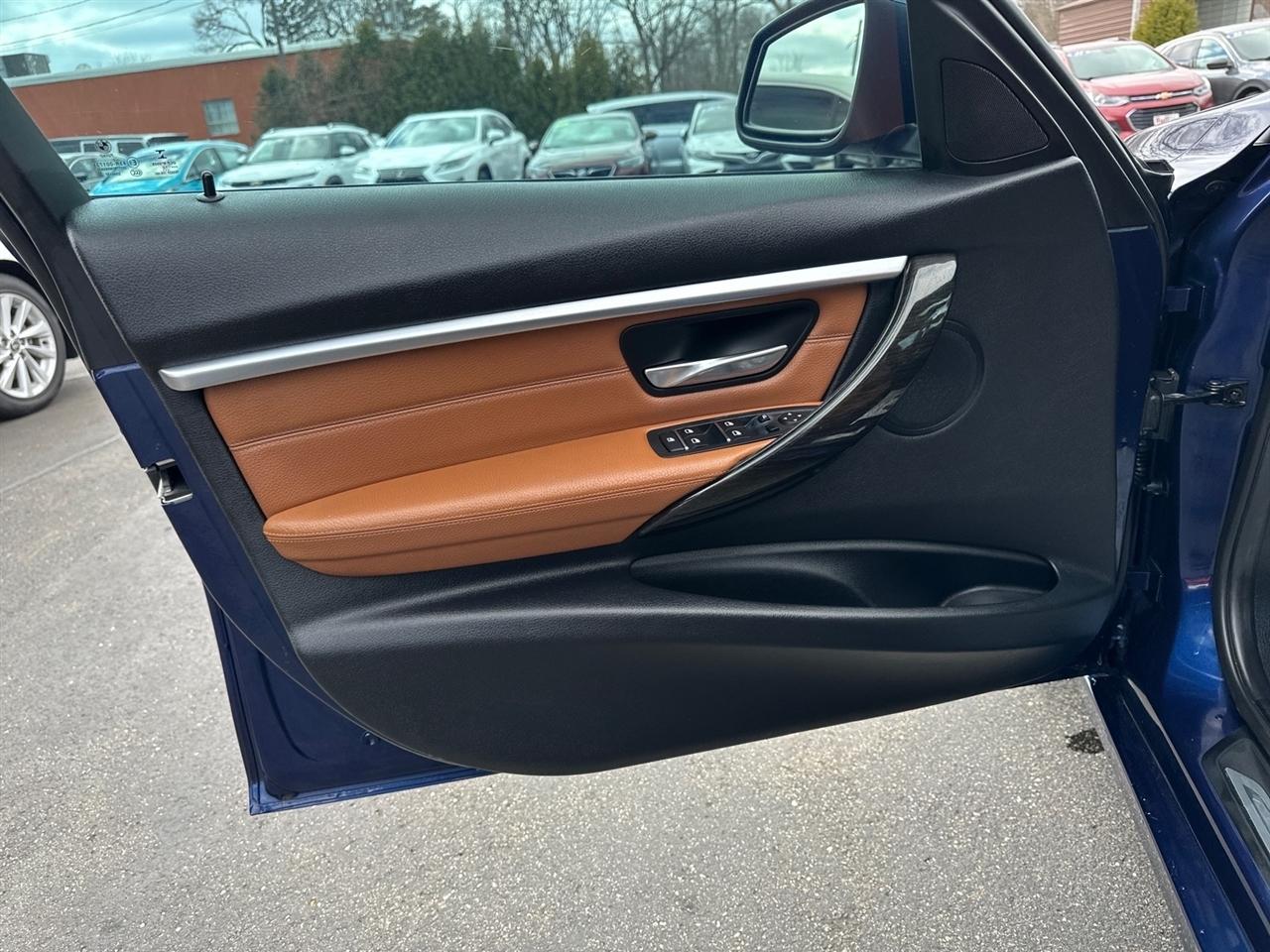 BMW 3 Series 4dr Sdn 328i RWD SULEV 2016