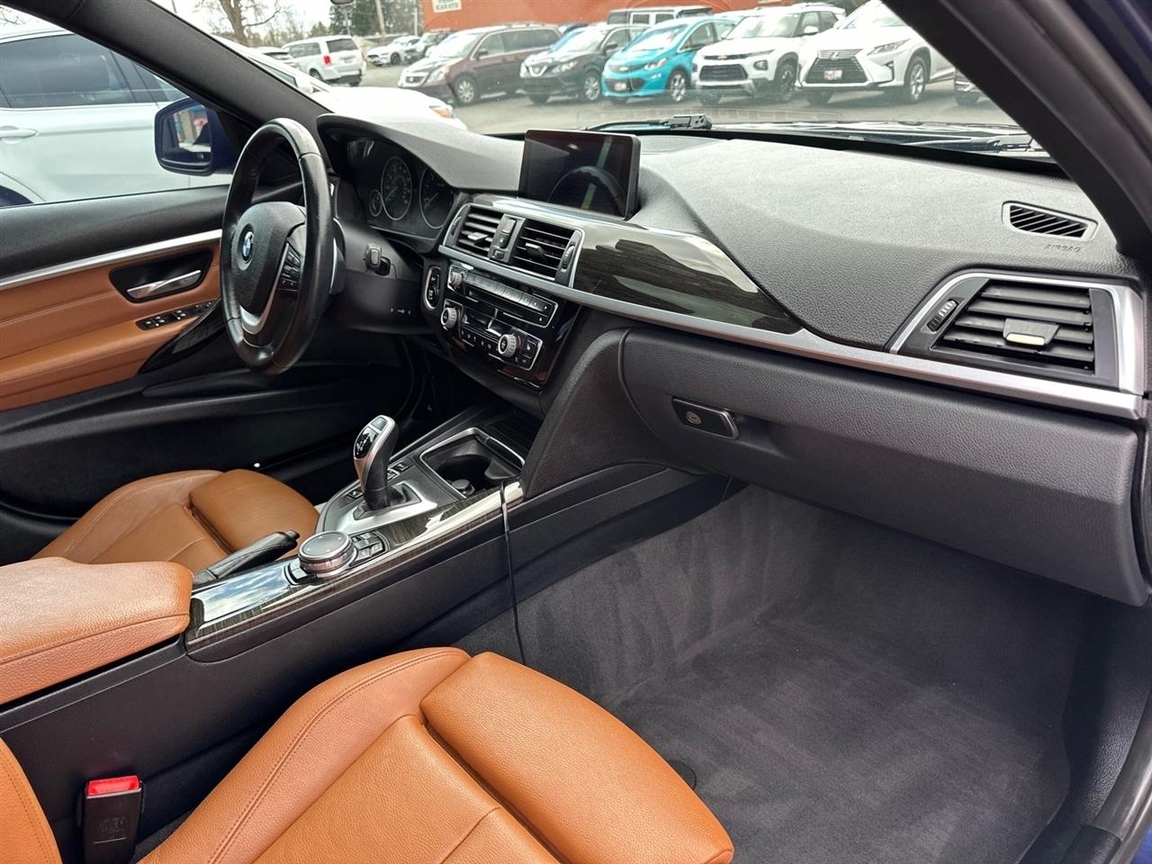 BMW 3 Series 4dr Sdn 328i RWD SULEV 2016