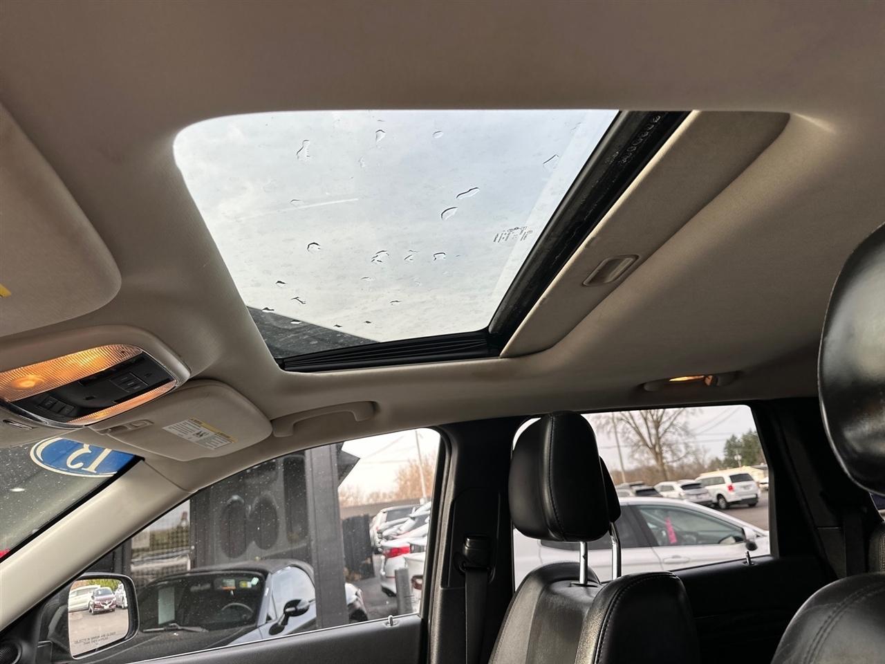 Jeep Grand Cherokee 4WD 4dr Laredo 2013