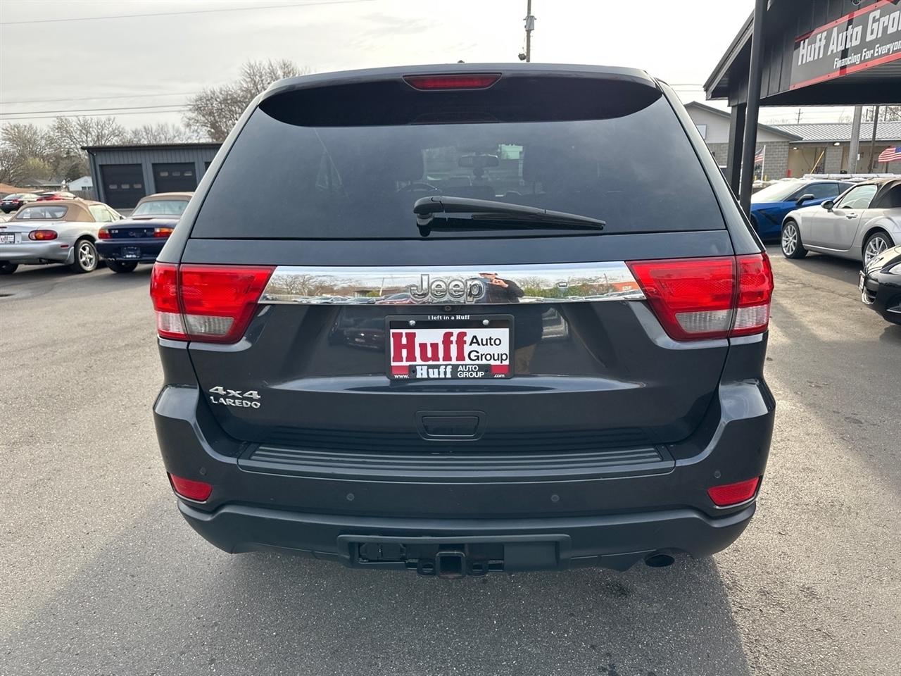 Jeep Grand Cherokee 4WD 4dr Laredo 2013