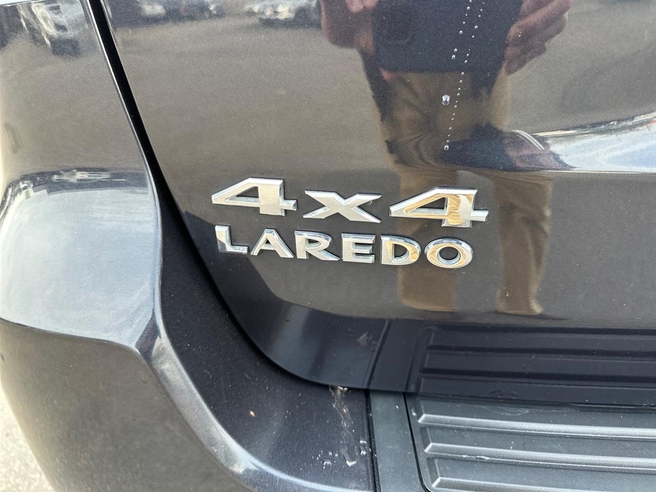 Jeep Grand Cherokee 4WD 4dr Laredo 2013