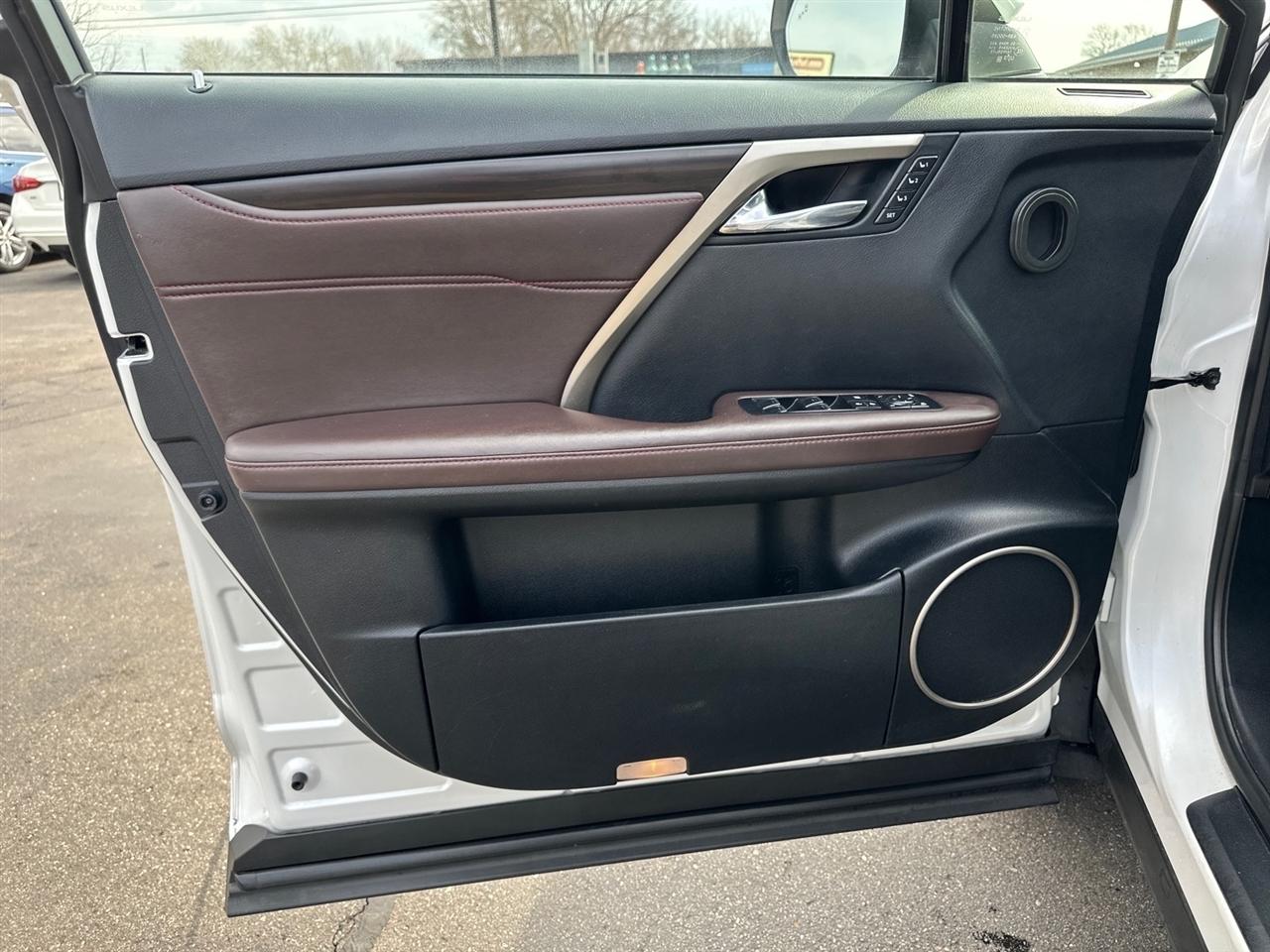 Lexus RX 350 Base 4D SUV AWD 2016