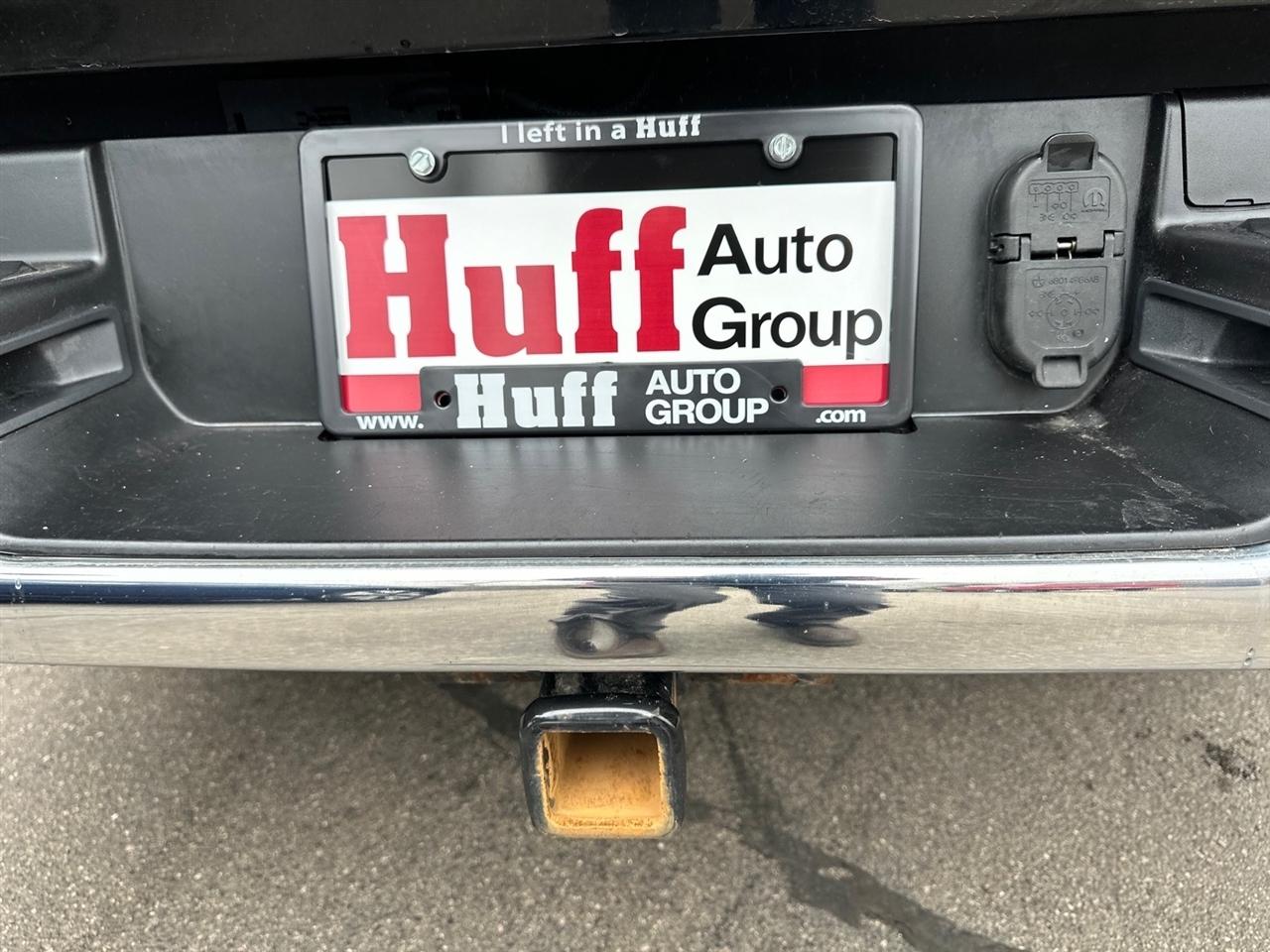 RAM 1500 Laramie 4x4 Crew Cab 5'7" Box 2022