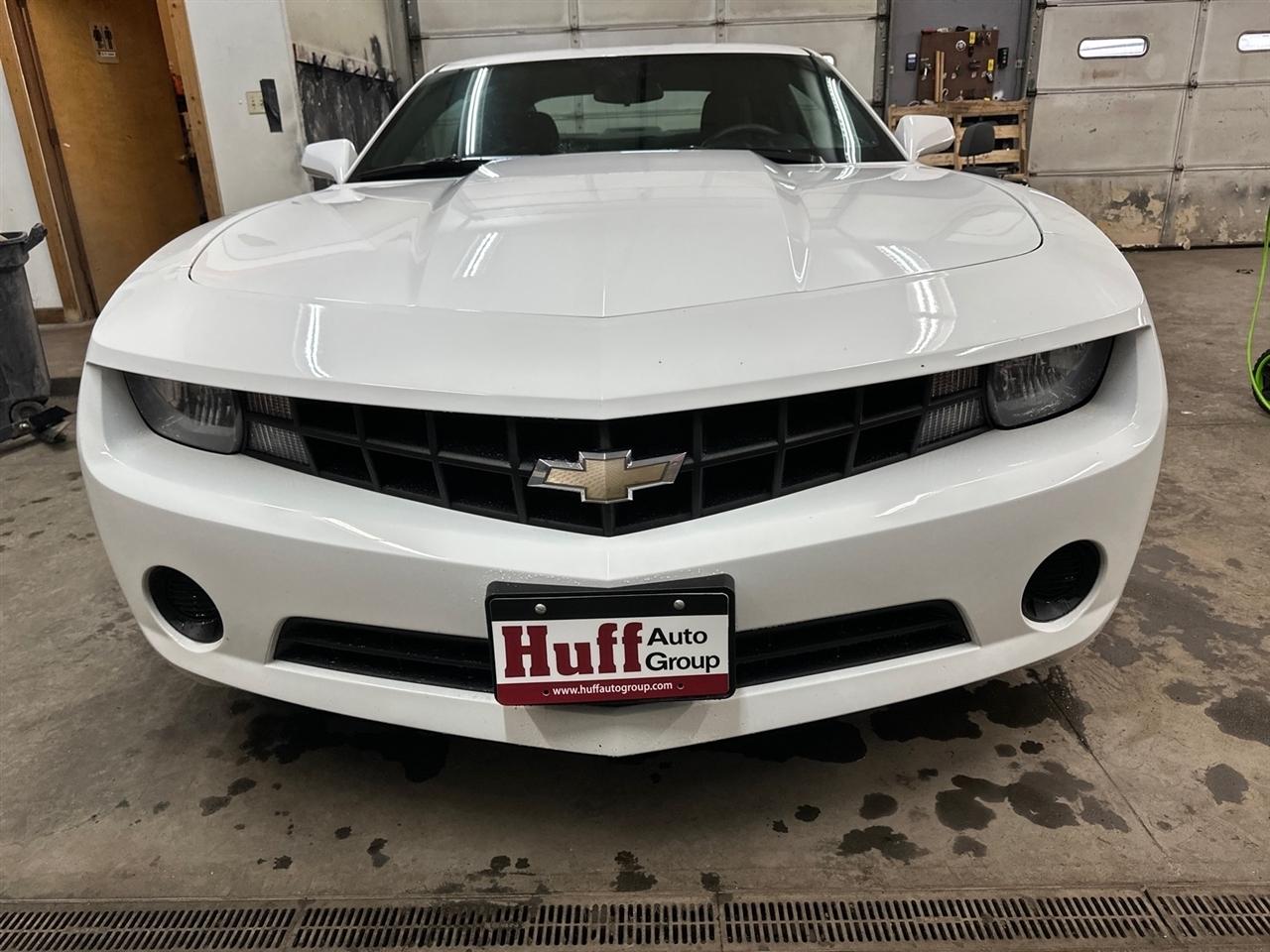 Chevrolet Camaro 2dr Cpe LS w/2LS 2013
