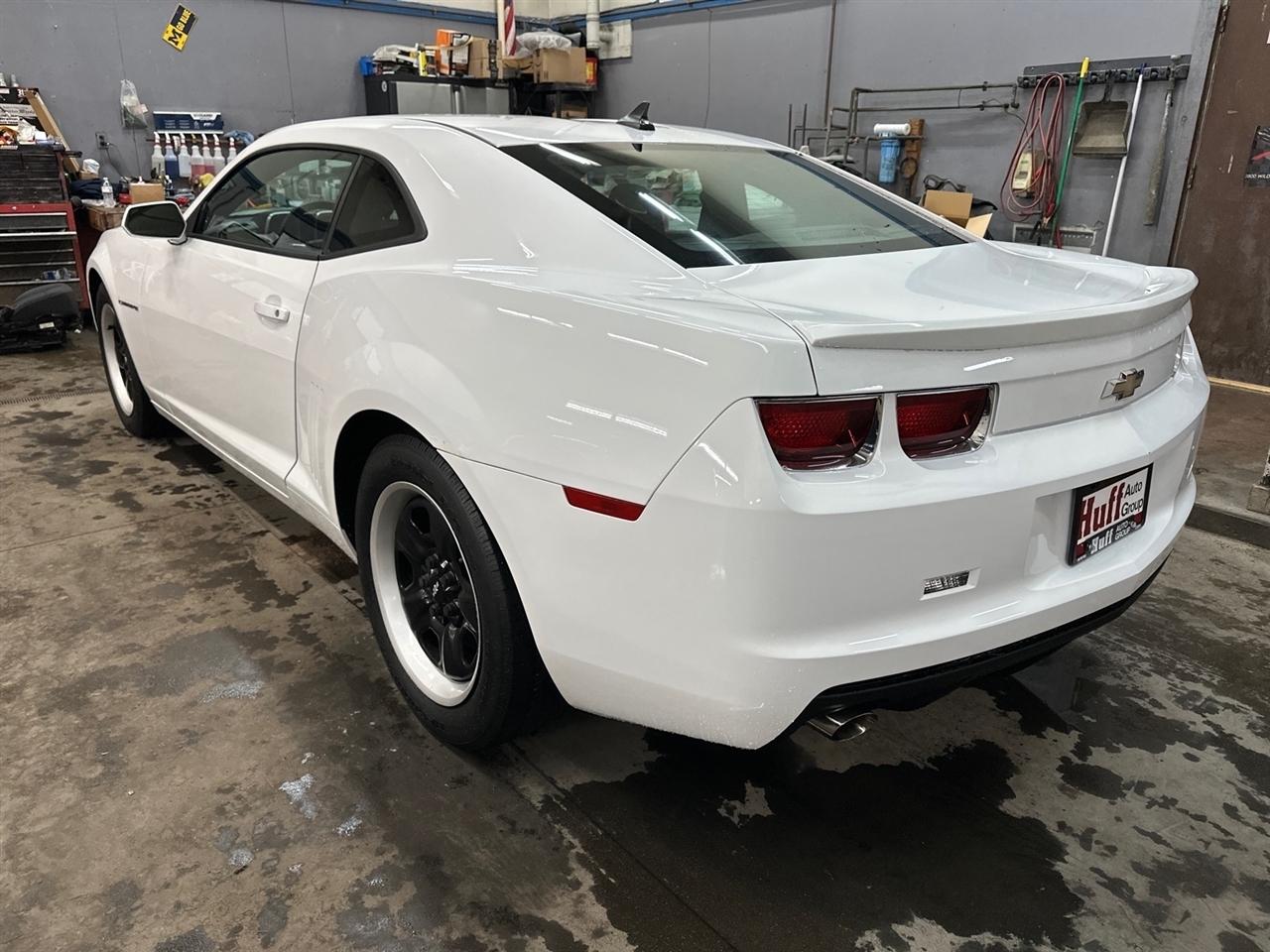 Chevrolet Camaro 2dr Cpe LS w/2LS 2013
