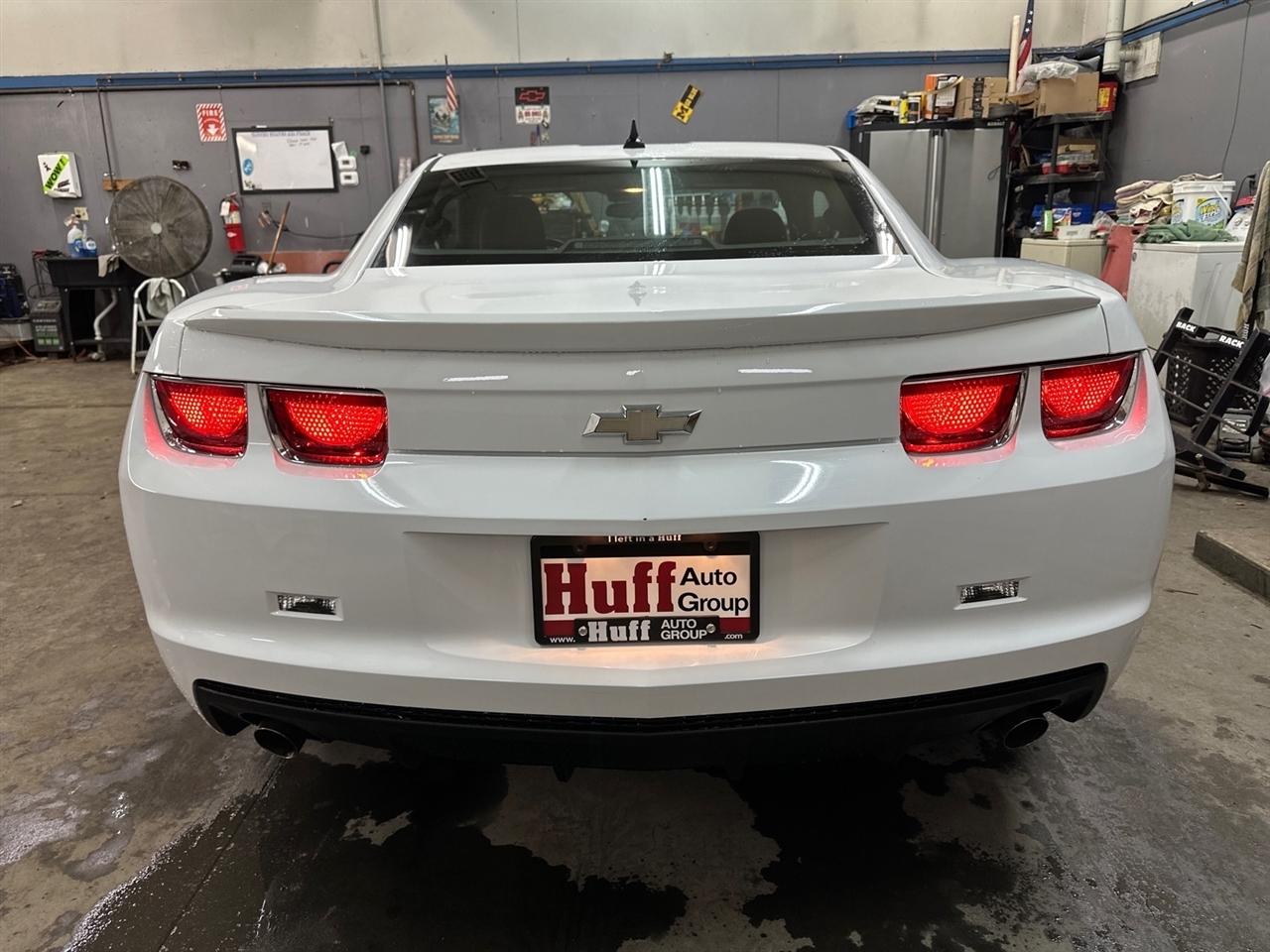Chevrolet Camaro 2dr Cpe LS w/2LS 2013