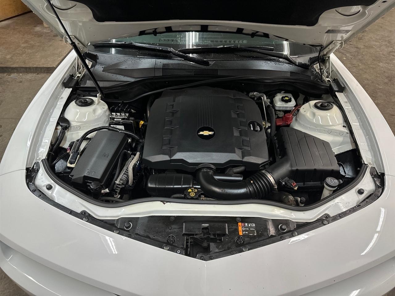 Chevrolet Camaro 2dr Cpe LS w/2LS 2013