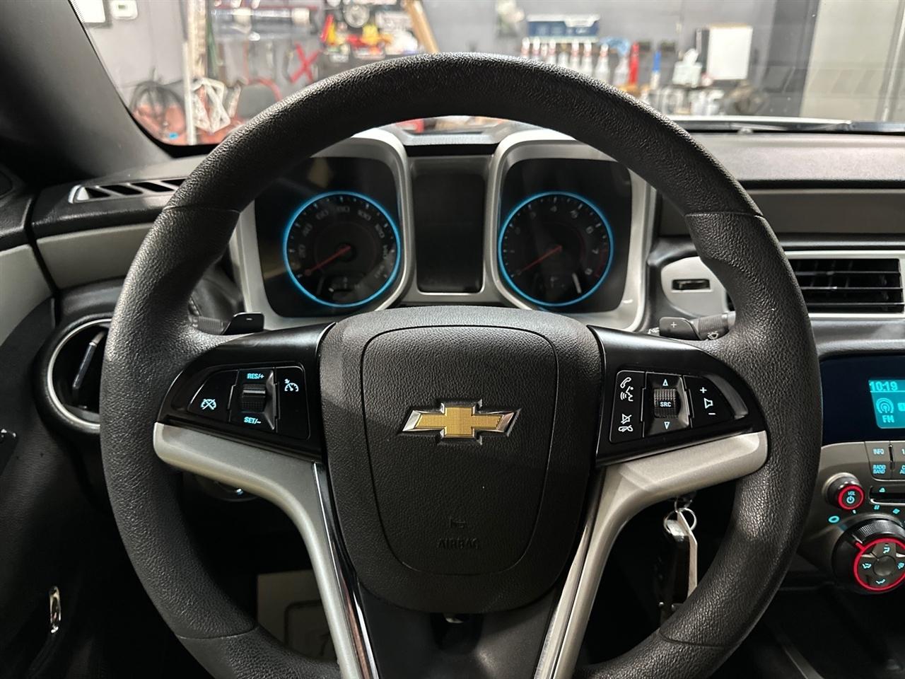 Chevrolet Camaro 2dr Cpe LS w/2LS 2013