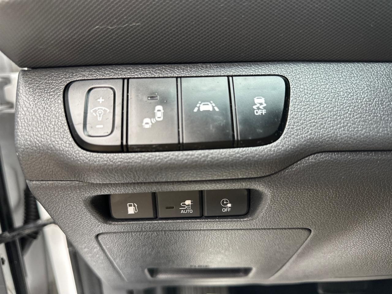 Hyundai Ioniq Plug-In Hybrid SEL Hatchback 2021