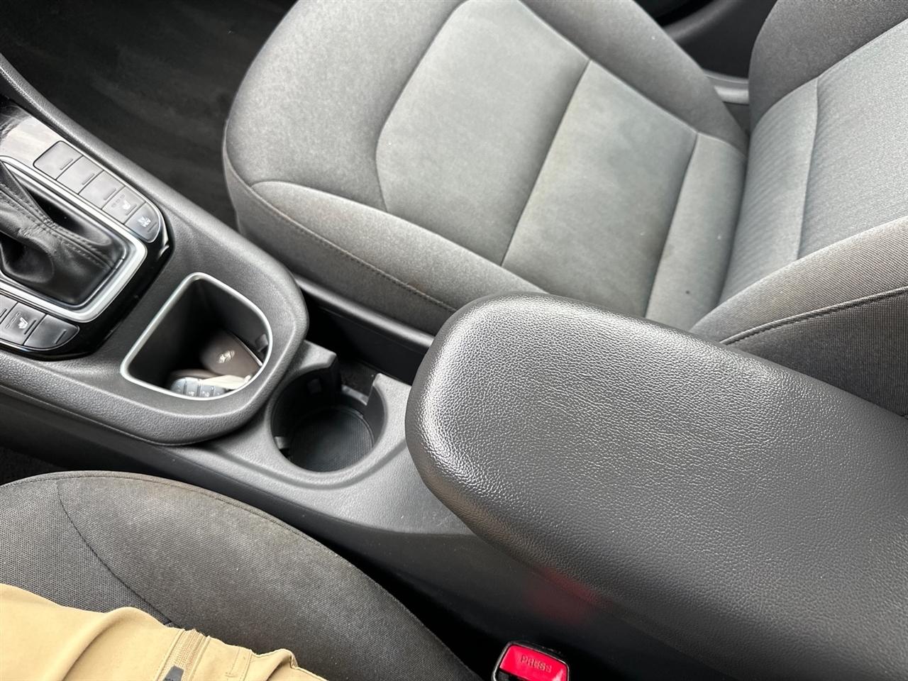 Hyundai Ioniq Plug-In Hybrid SEL Hatchback 2021