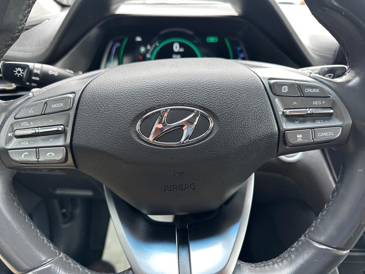 Hyundai Ioniq Plug-In Hybrid SEL Hatchback 2021