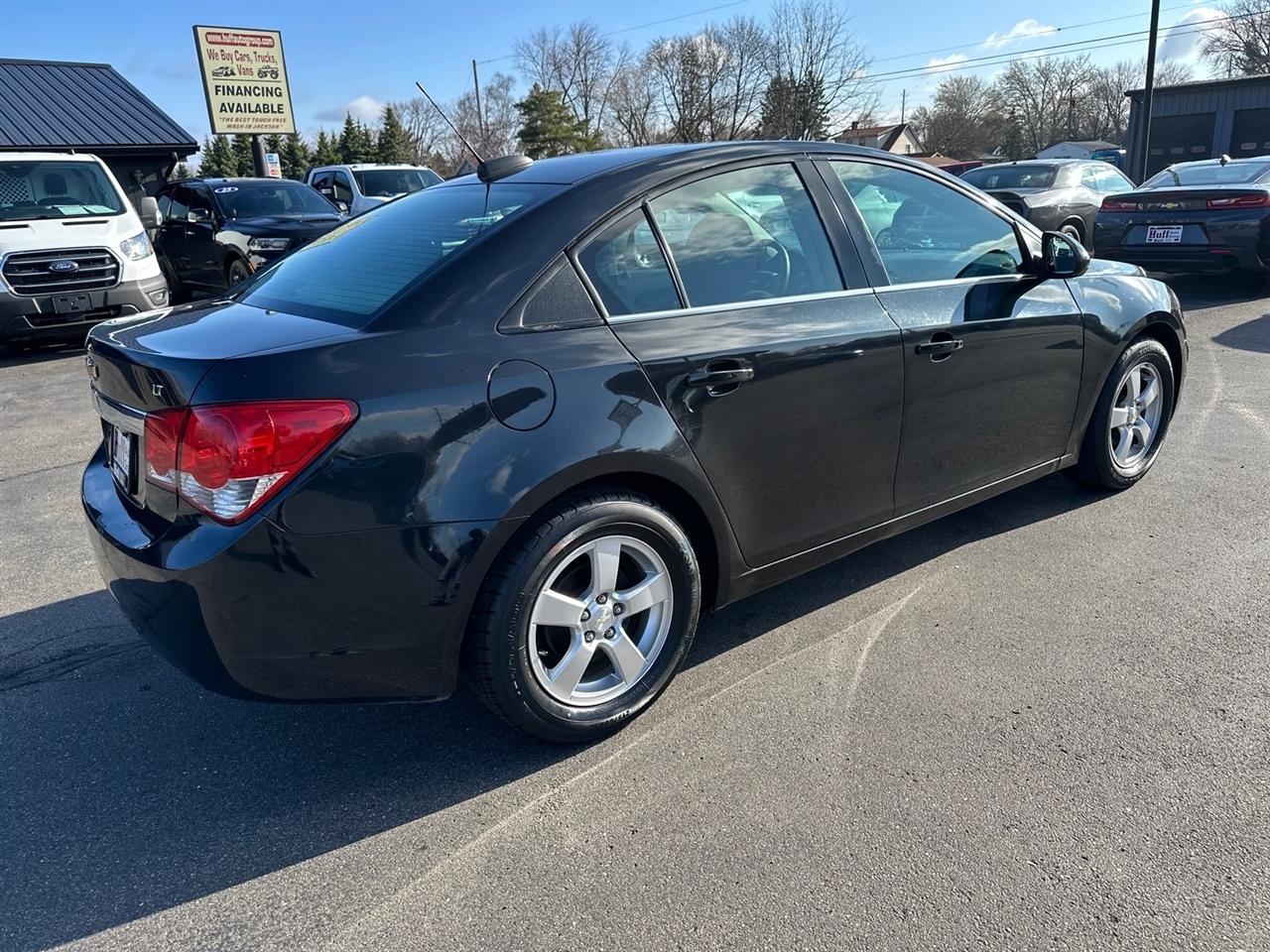 Chevrolet Cruze Limited 4dr Sdn Auto LT w/1LT 2016