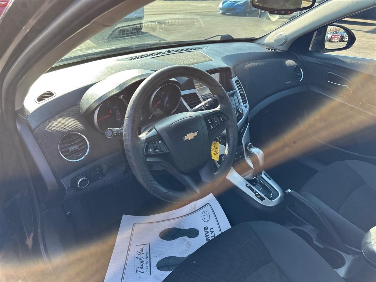 Chevrolet Cruze Limited 4dr Sdn Auto LT w/1LT 2016