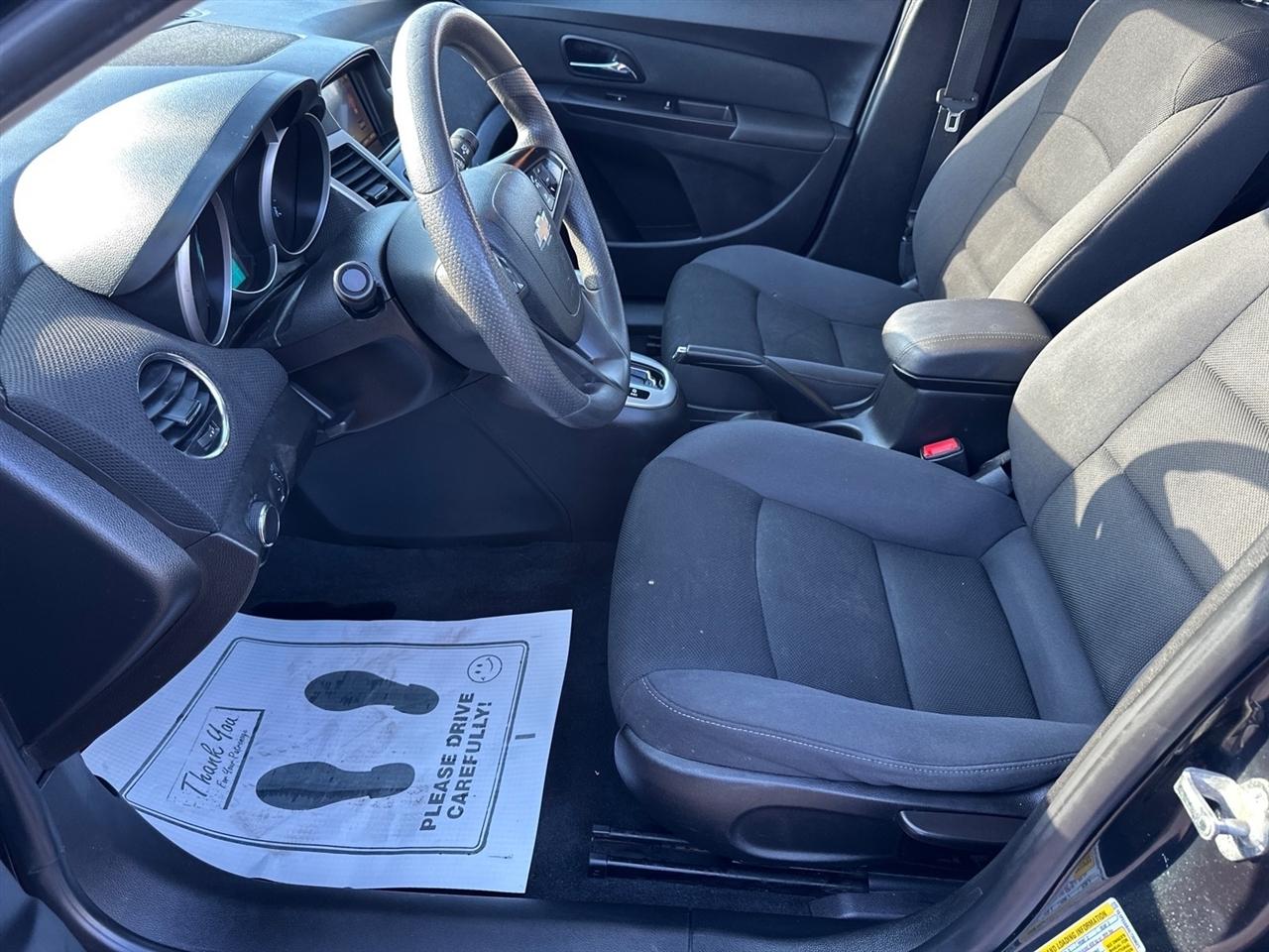 Chevrolet Cruze Limited 4dr Sdn Auto LT w/1LT 2016