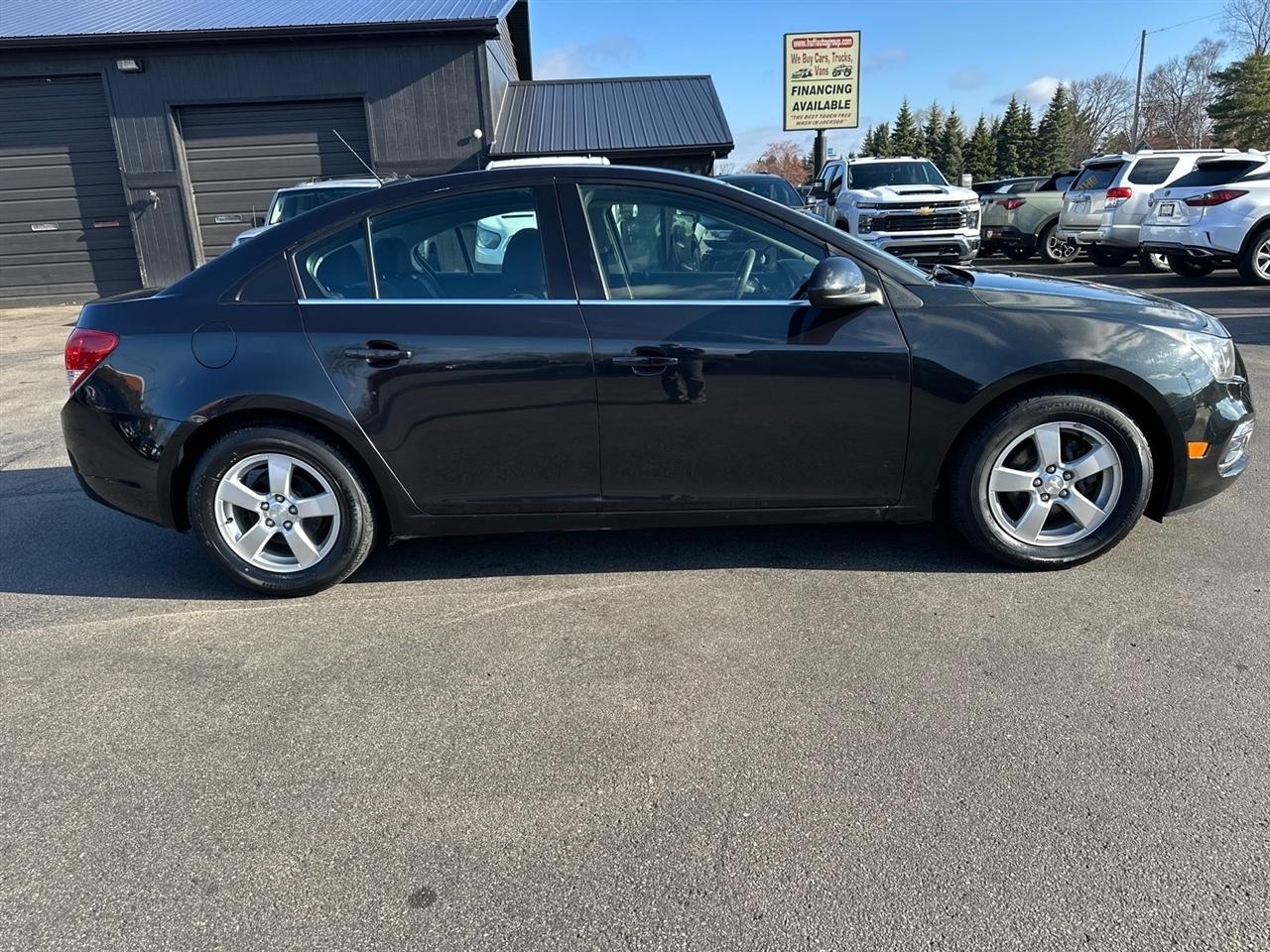 Chevrolet Cruze Limited 4dr Sdn Auto LT w/1LT 2016