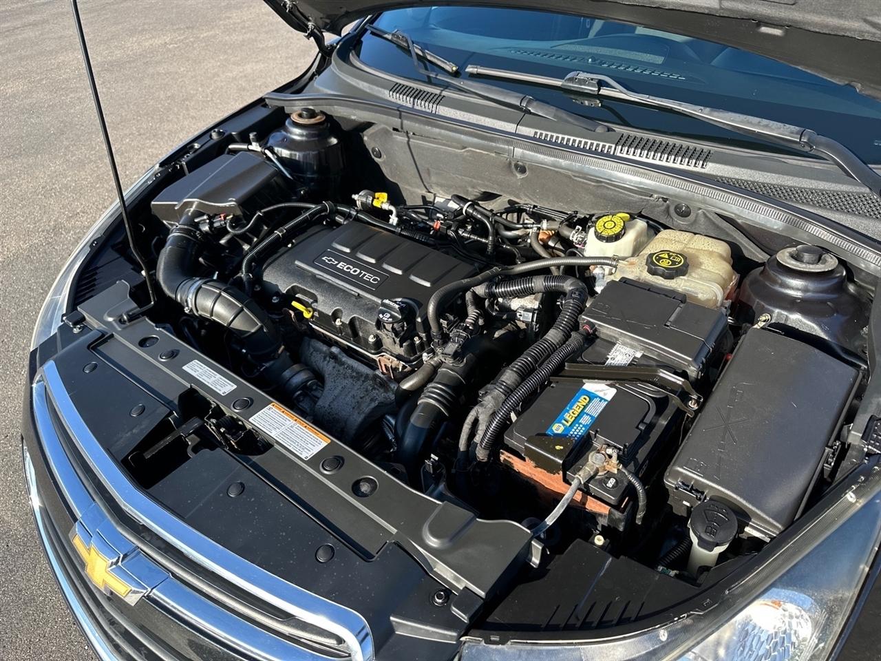 Chevrolet Cruze Limited 4dr Sdn Auto LT w/1LT 2016