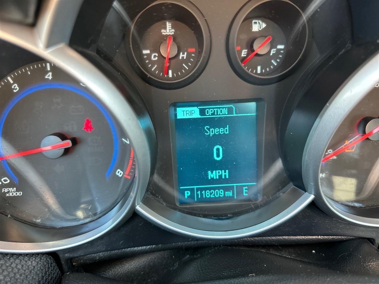 Chevrolet Cruze Limited 4dr Sdn Auto LT w/1LT 2016