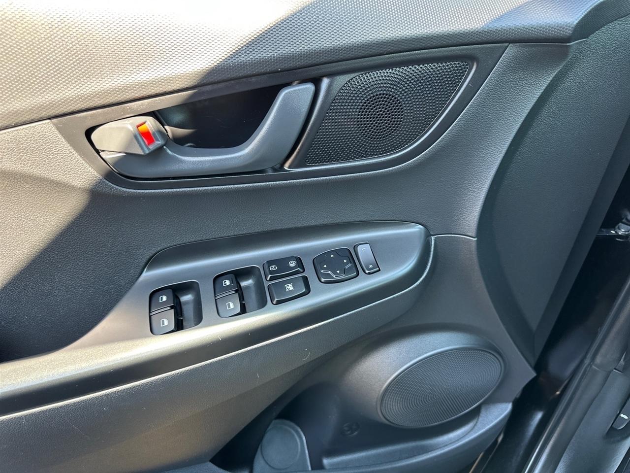 Hyundai Kona SE Auto AWD 2021