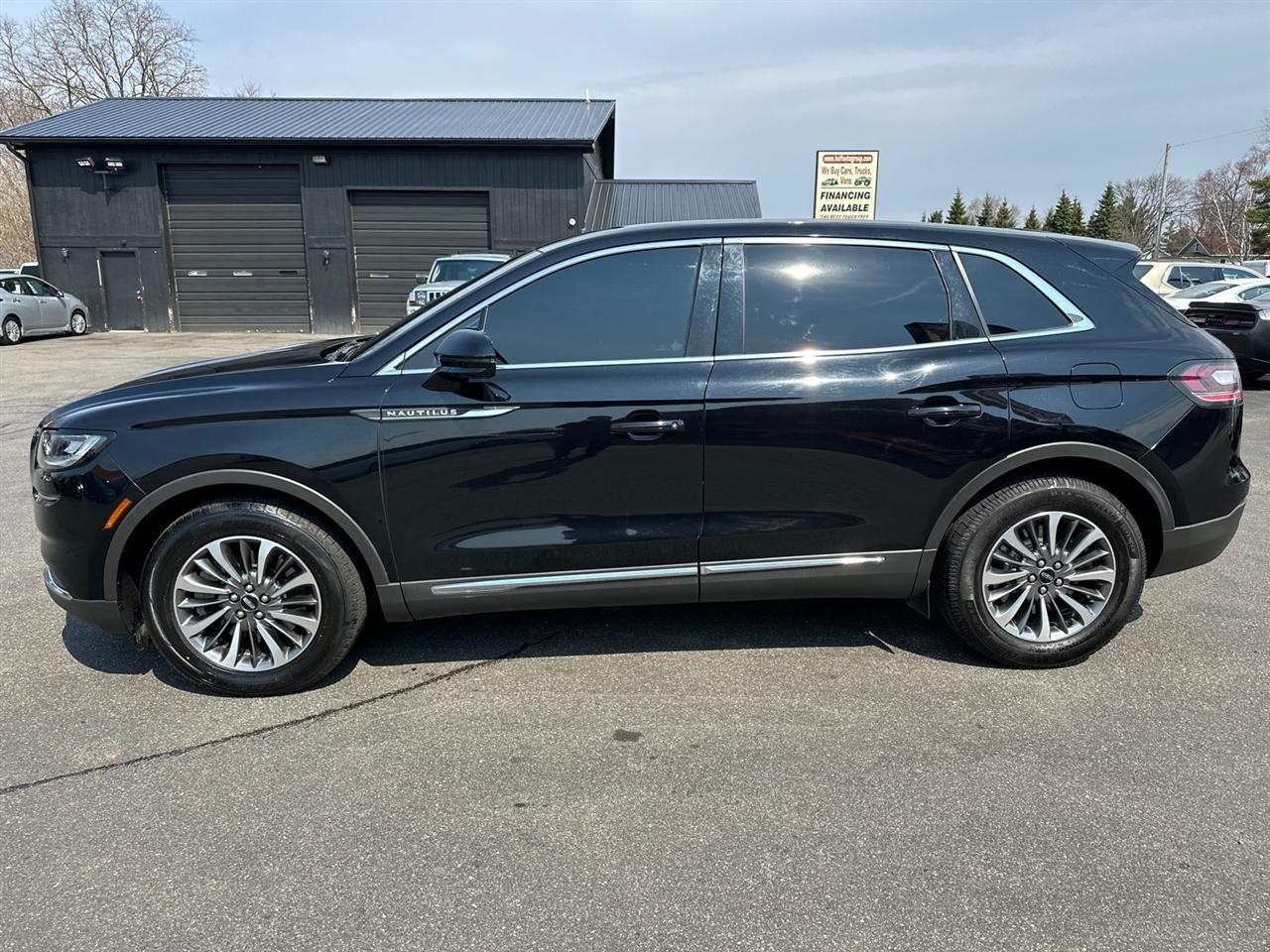 Lincoln Nautilus Standard AWD 2021