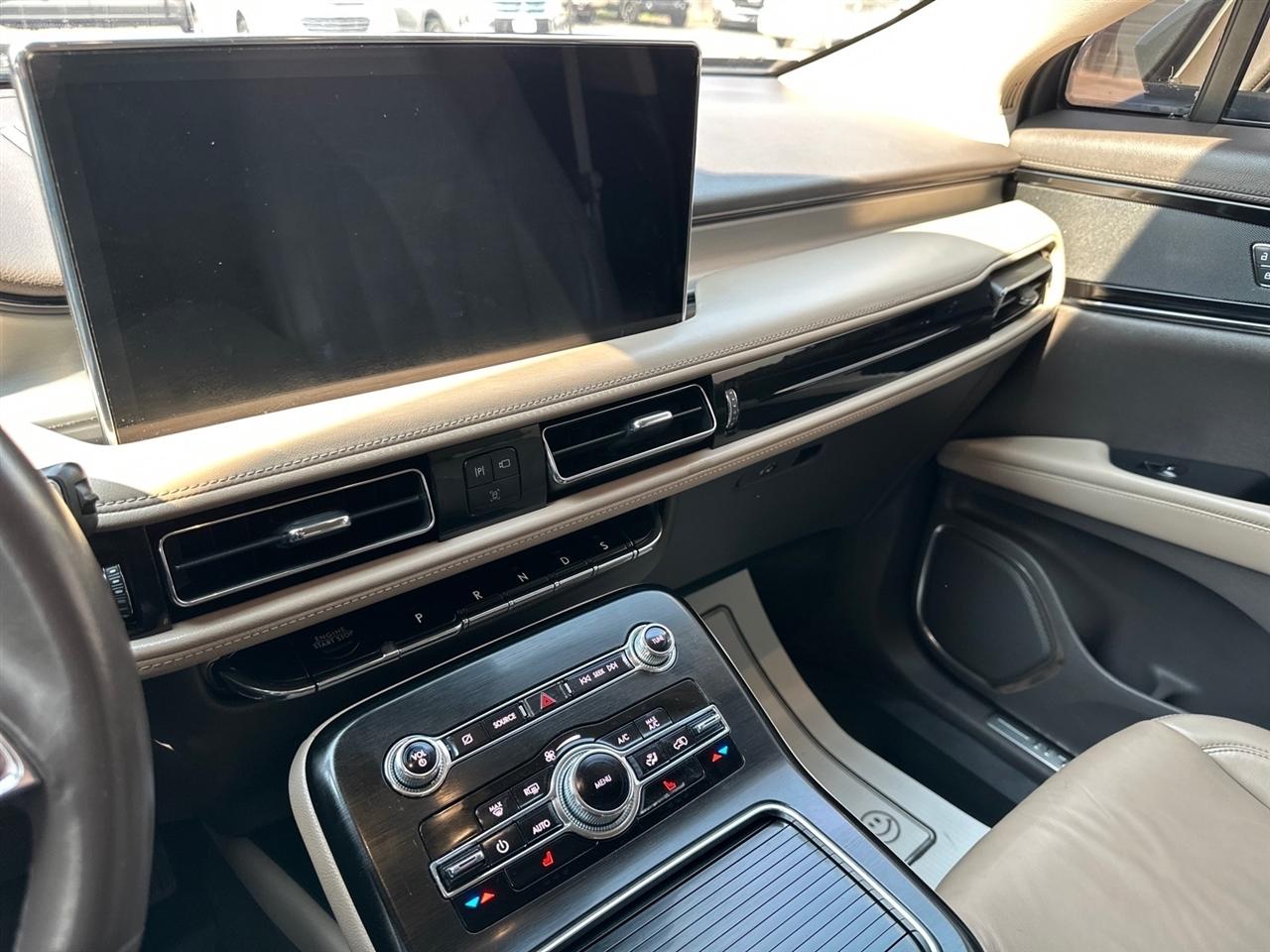 Lincoln Nautilus Standard AWD 2021