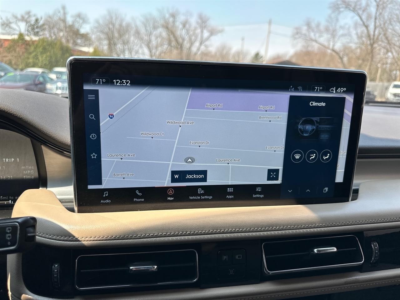 Lincoln Nautilus Standard AWD 2021