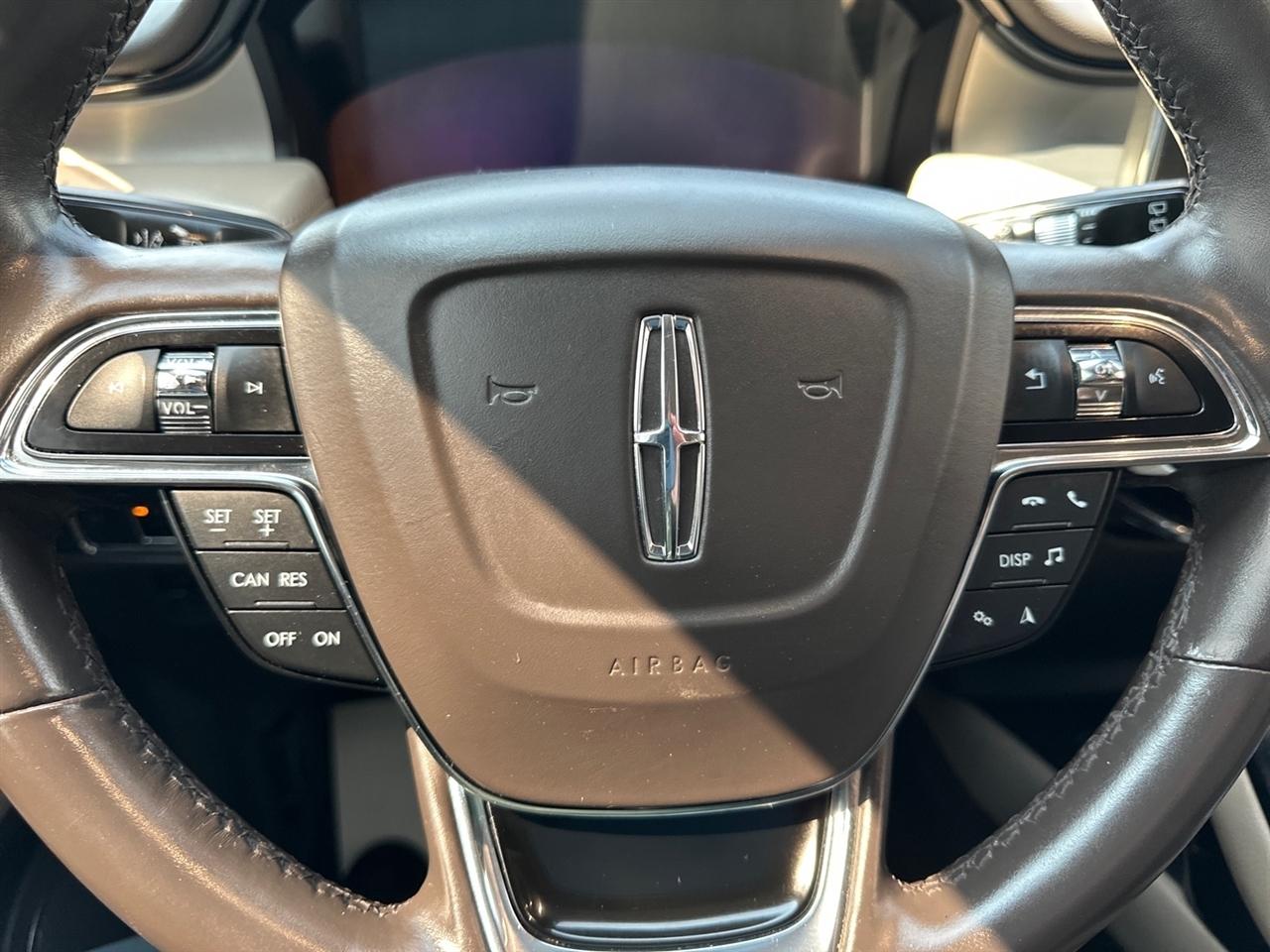 Lincoln Nautilus Standard AWD 2021