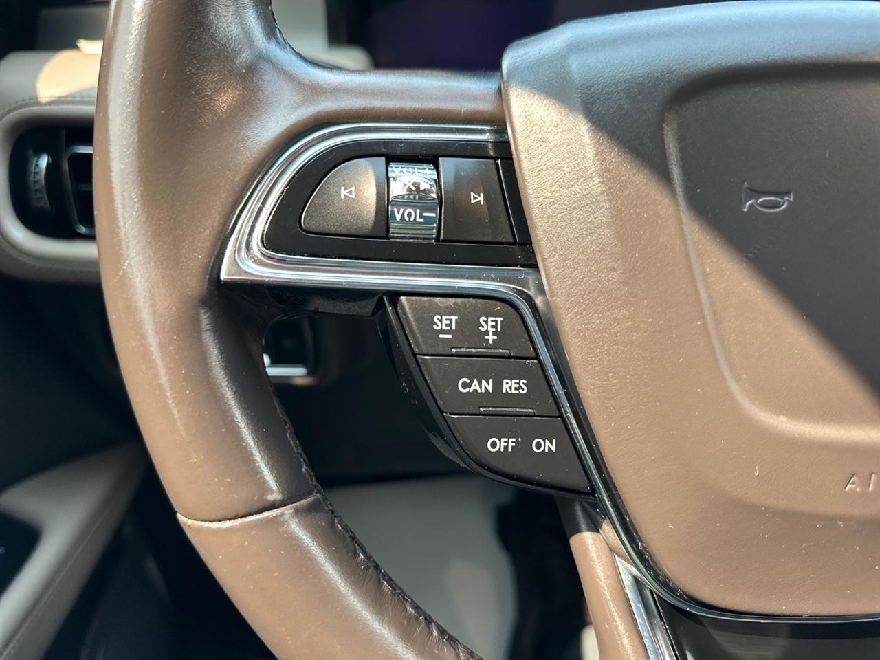 Lincoln Nautilus Standard AWD 2021