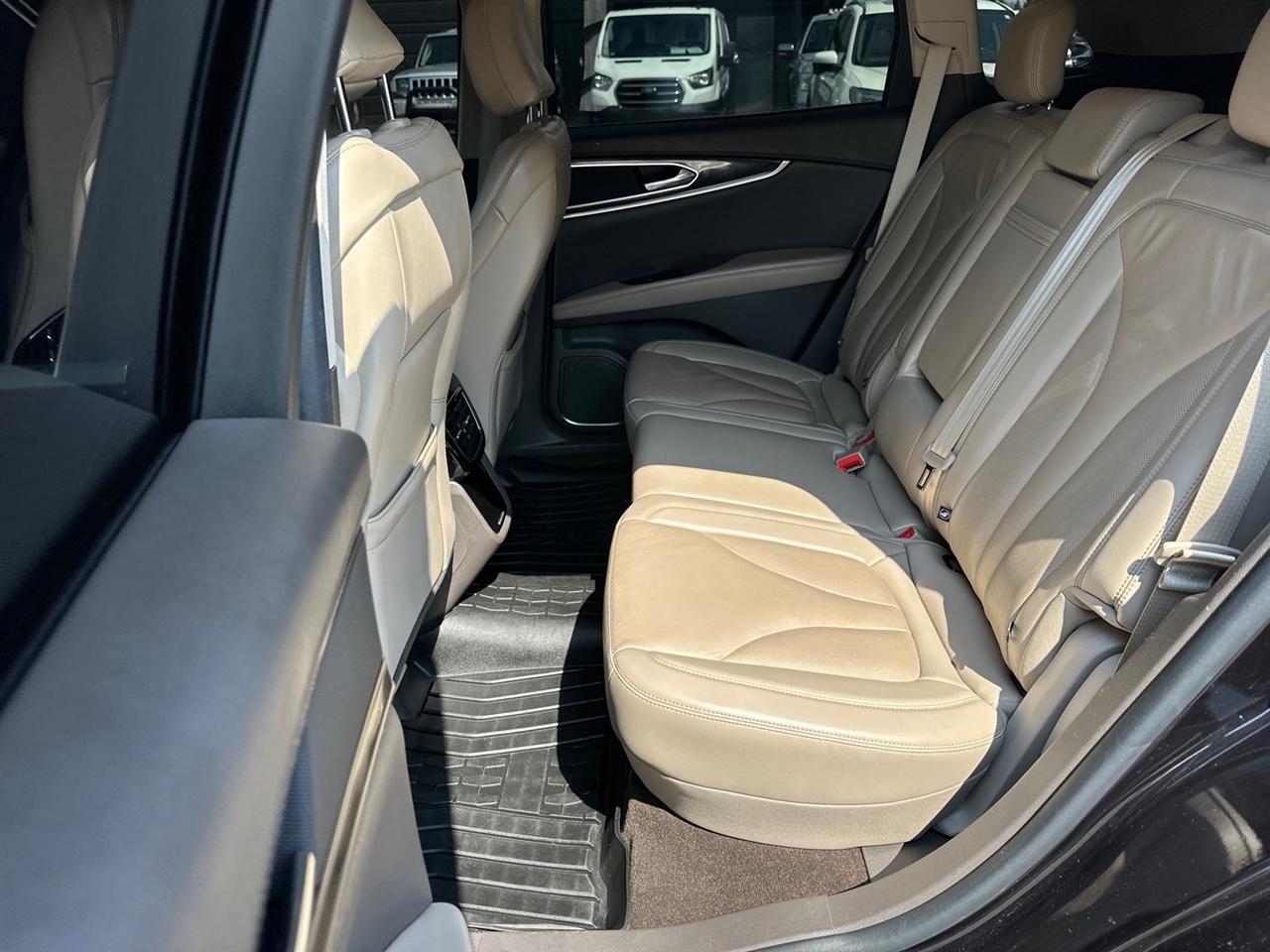 Lincoln Nautilus Standard AWD 2021