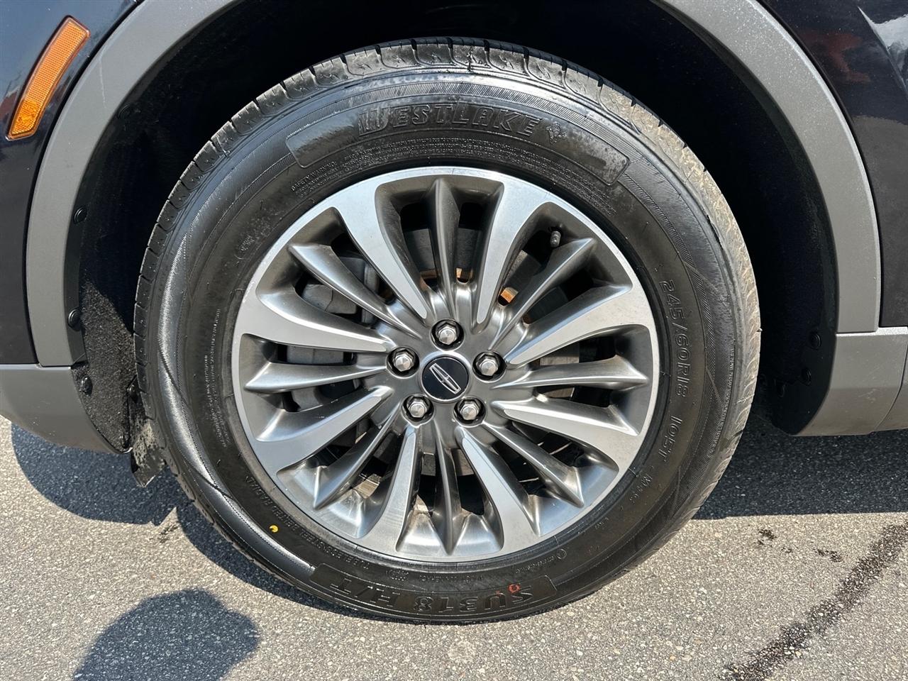 Lincoln Nautilus Standard AWD 2021