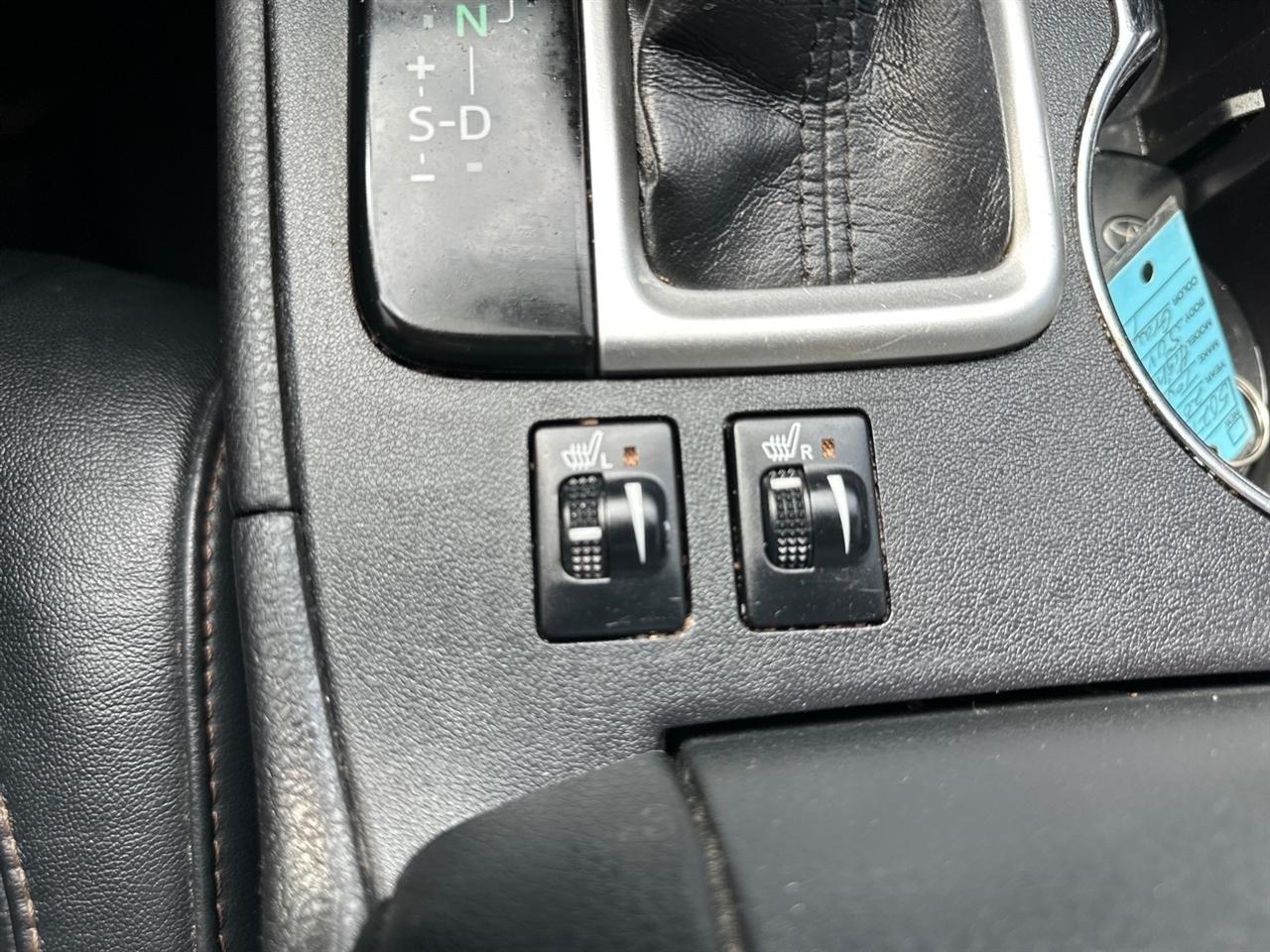 Toyota Highlander AWD 4dr V6 XLE (Natl) 2016