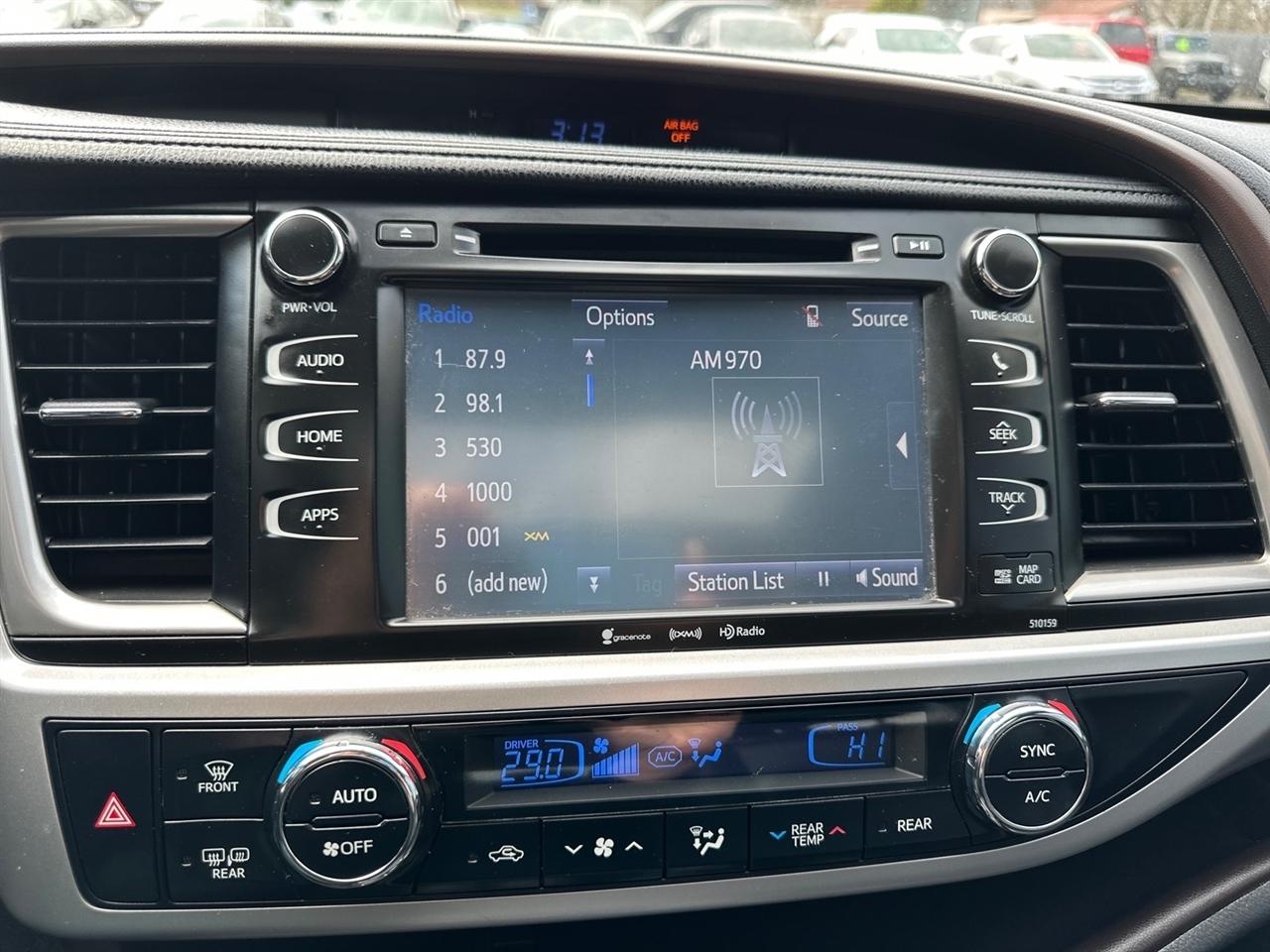 Toyota Highlander AWD 4dr V6 XLE (Natl) 2016