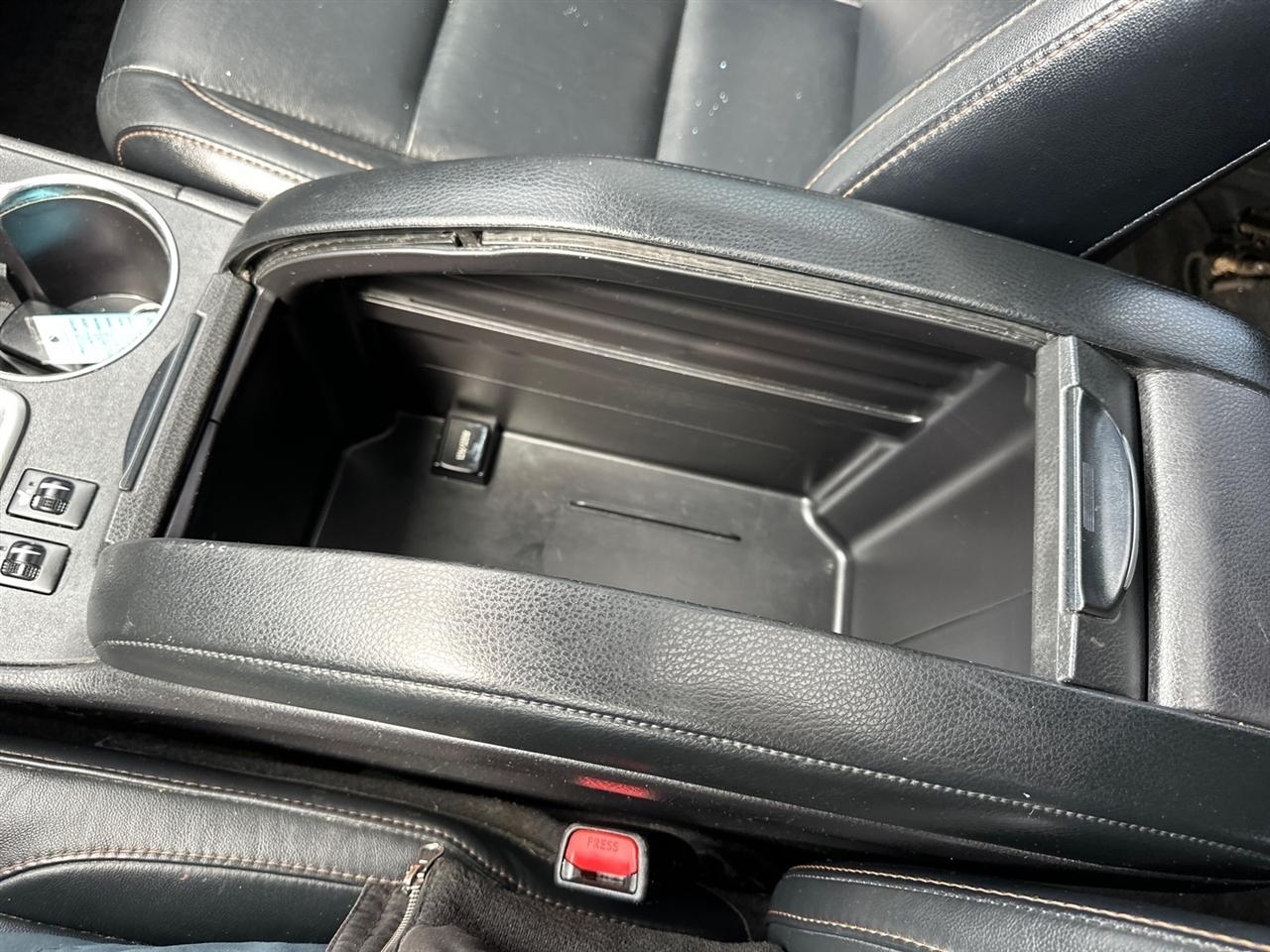 Toyota Highlander AWD 4dr V6 XLE (Natl) 2016