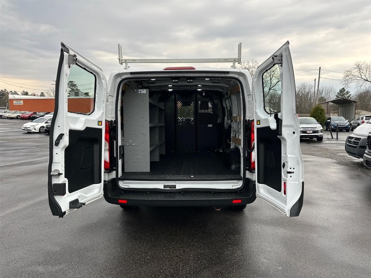 Ford Transit Van T-250 130" Low Rf 9000 GVWR Sliding RH Dr 2019