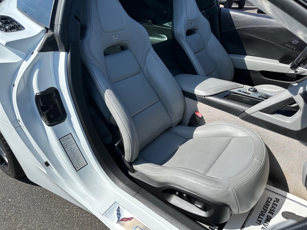 Chevrolet Corvette 2dr Stingray Cpe w/3LT 2017