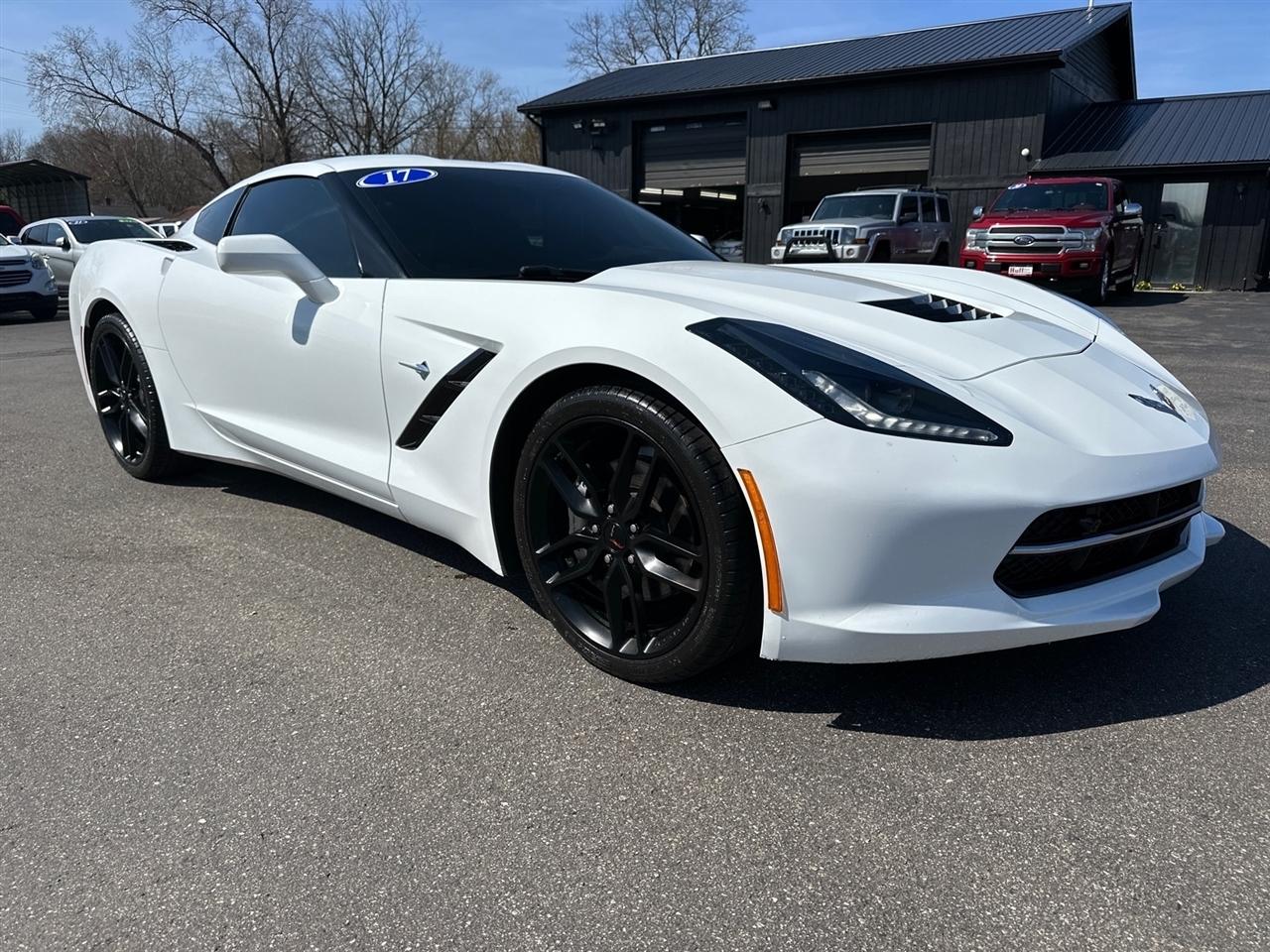 2017 Chevrolet Corvette 2dr Stingray Cpe w/3LT