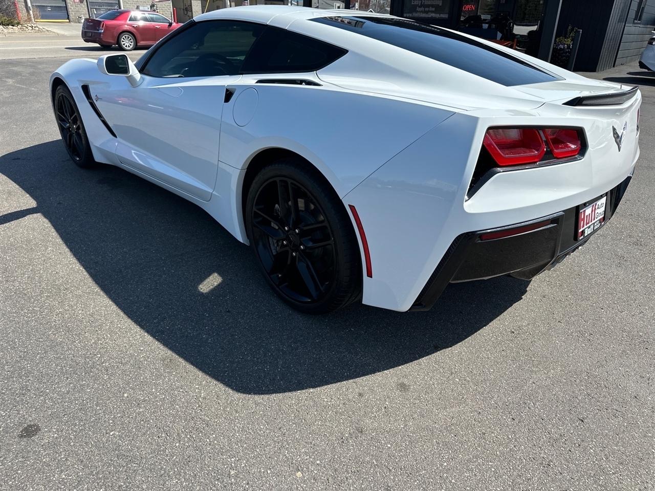Chevrolet Corvette 2dr Stingray Cpe w/3LT 2017