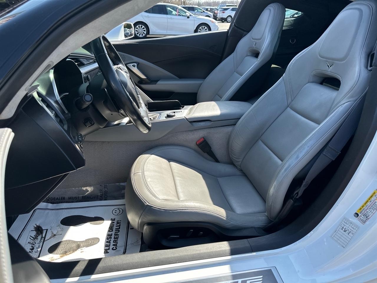 Chevrolet Corvette 2dr Stingray Cpe w/3LT 2017