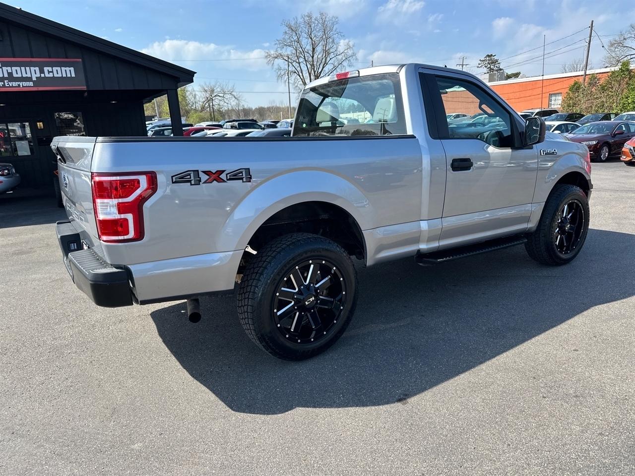 Ford F-150 XLT 4WD Reg Cab 8' Box 2020