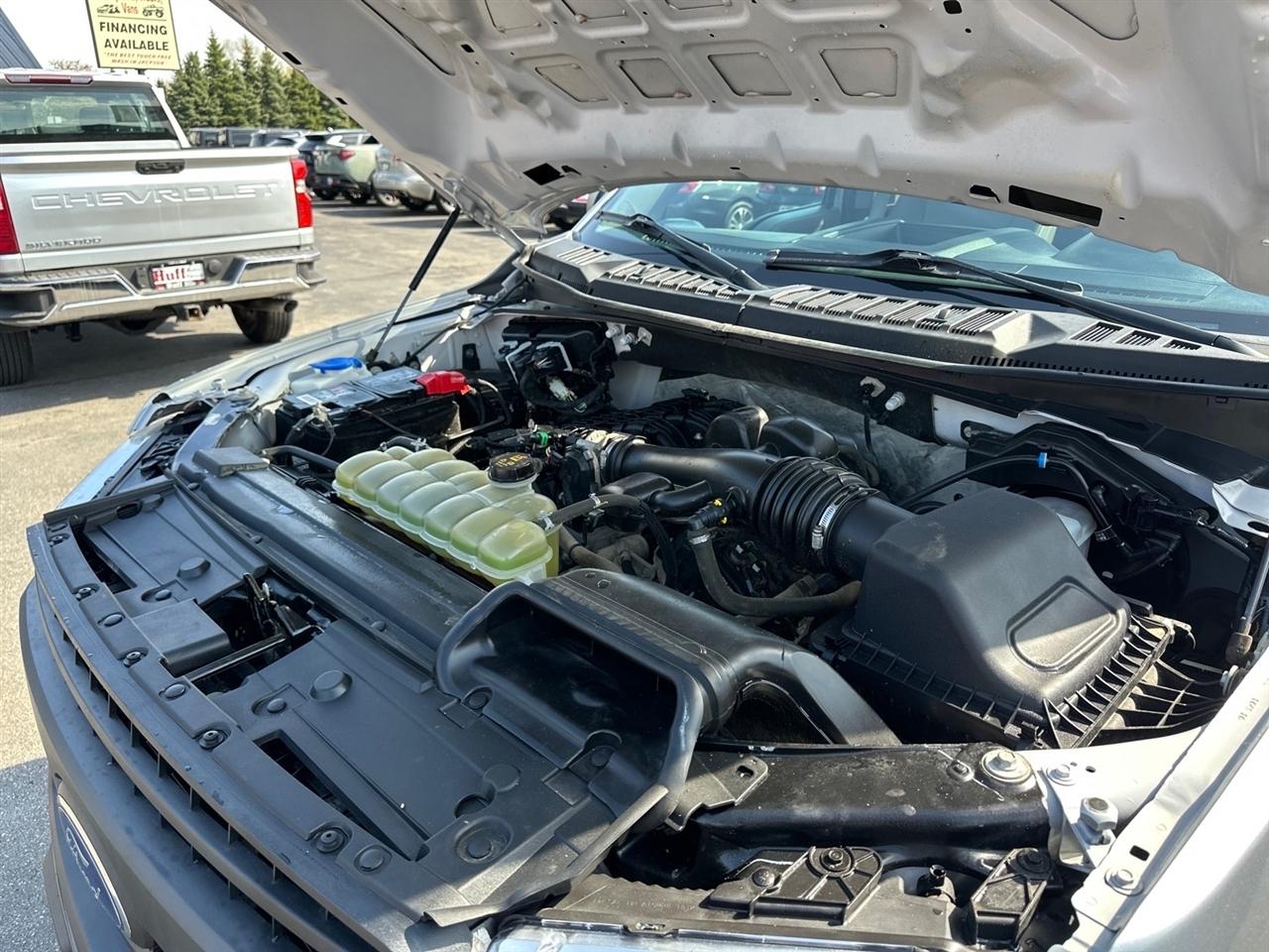 Ford F-150 XLT 4WD Reg Cab 8' Box 2020