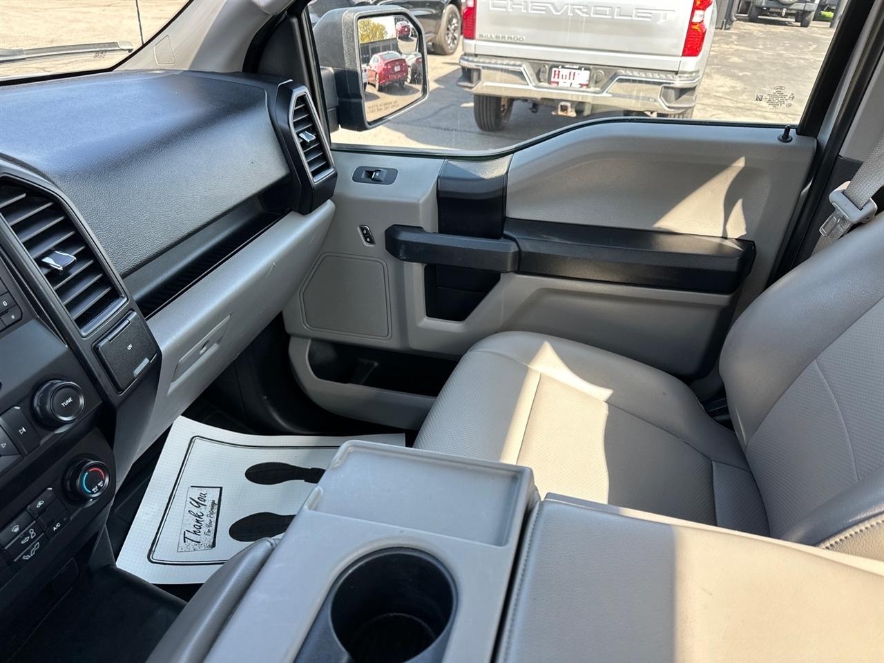 Ford F-150 XLT 4WD Reg Cab 8' Box 2020